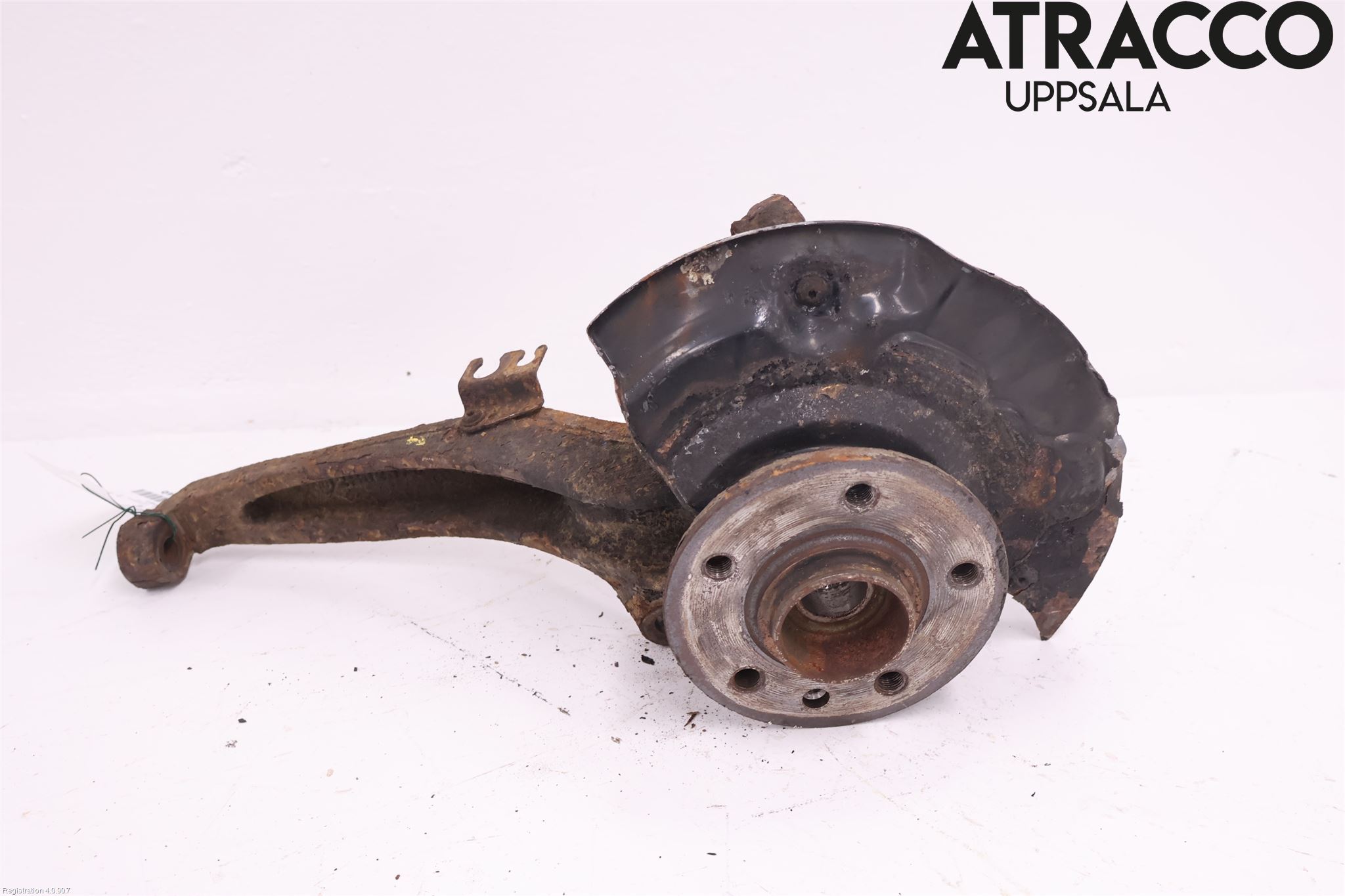 Volkswagen VW AMAROK 2H 10-22 Styrspindel Lagerhus Vä