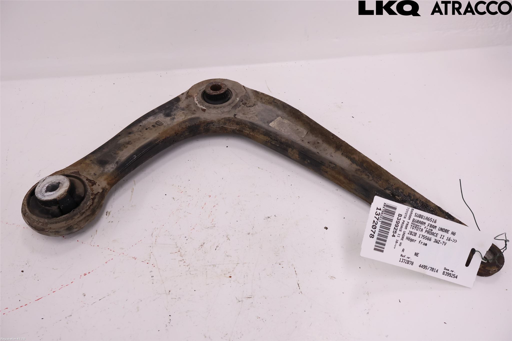 Toyota PROACE II 16- Bärarm Fram Undre Hö