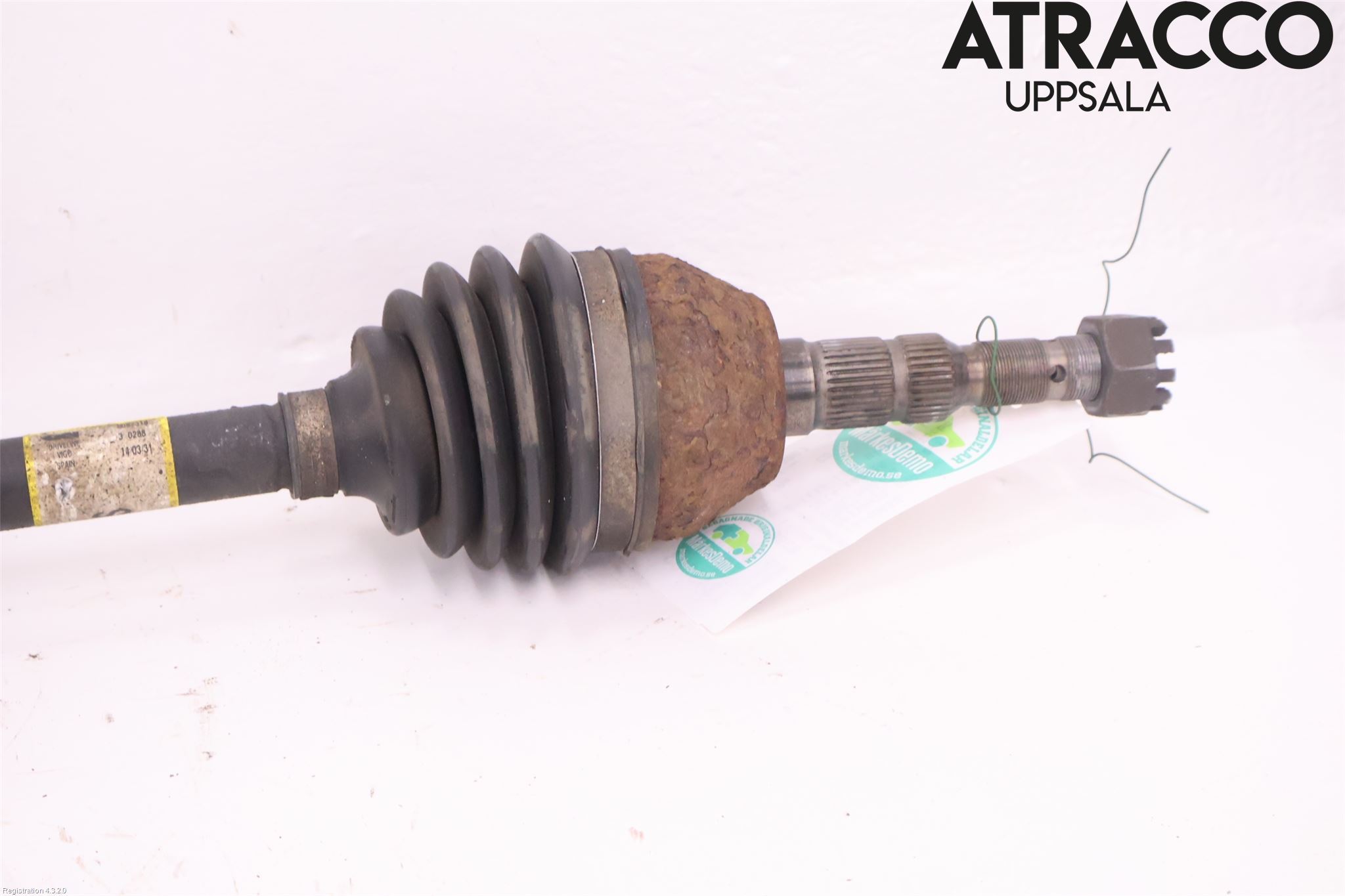 Opel MERIVA B 10-17 Drivaxel Fram Höger