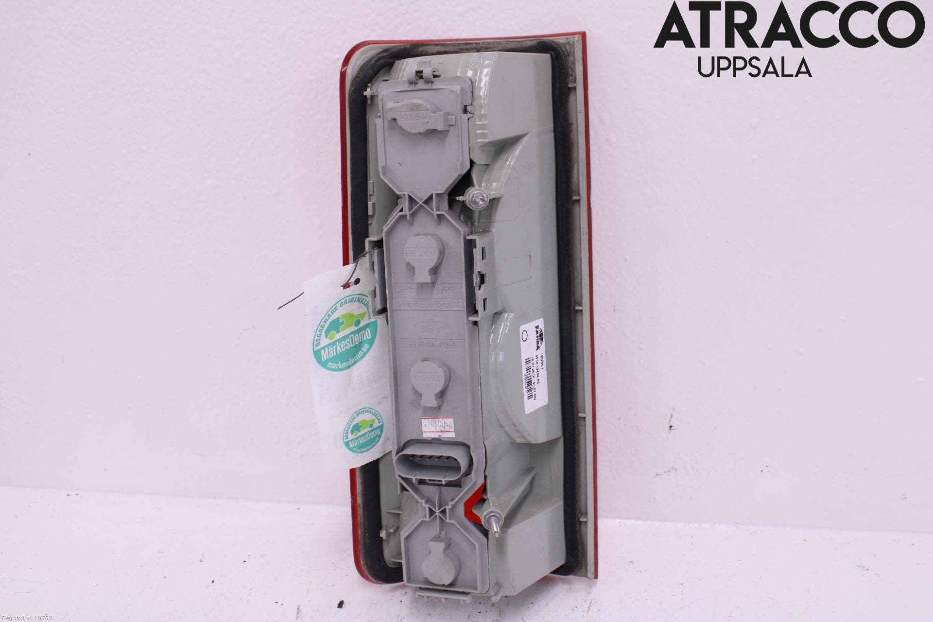 Ford TRANSIT CONNECT 09-13 Bakljus Höger