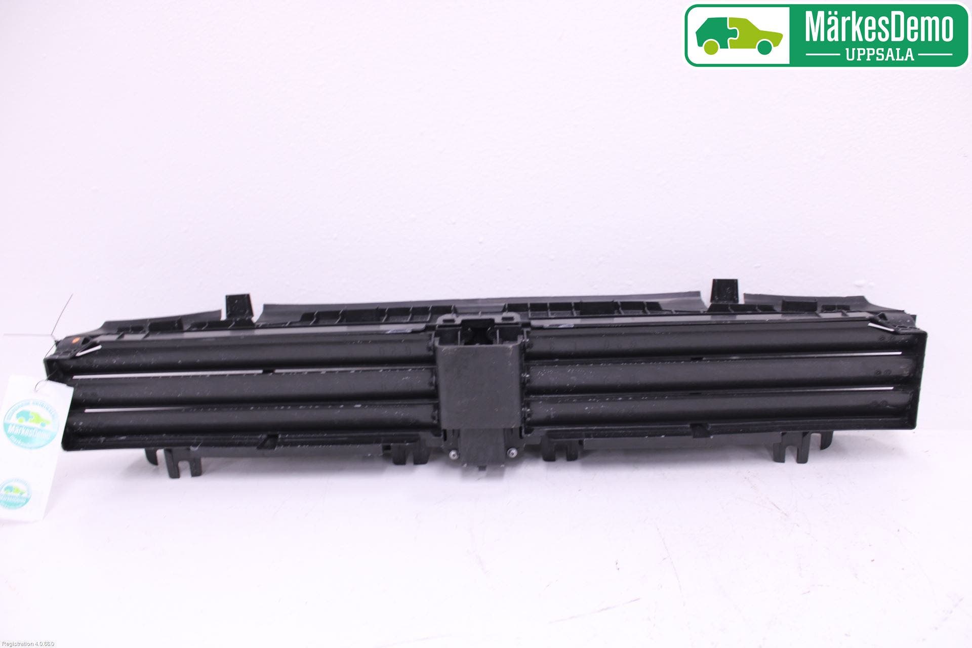 BMW 3 G20/G21/G80/G81 19- Deflektor Plåt-Plast Kylning
