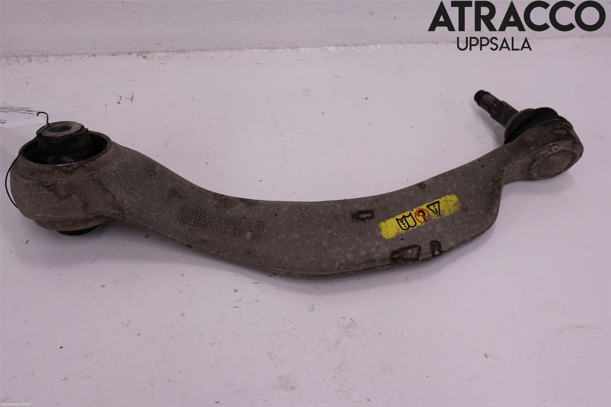 BMW 5 F10/F11/F18 09-17 Bärarm Fram Undre Hö