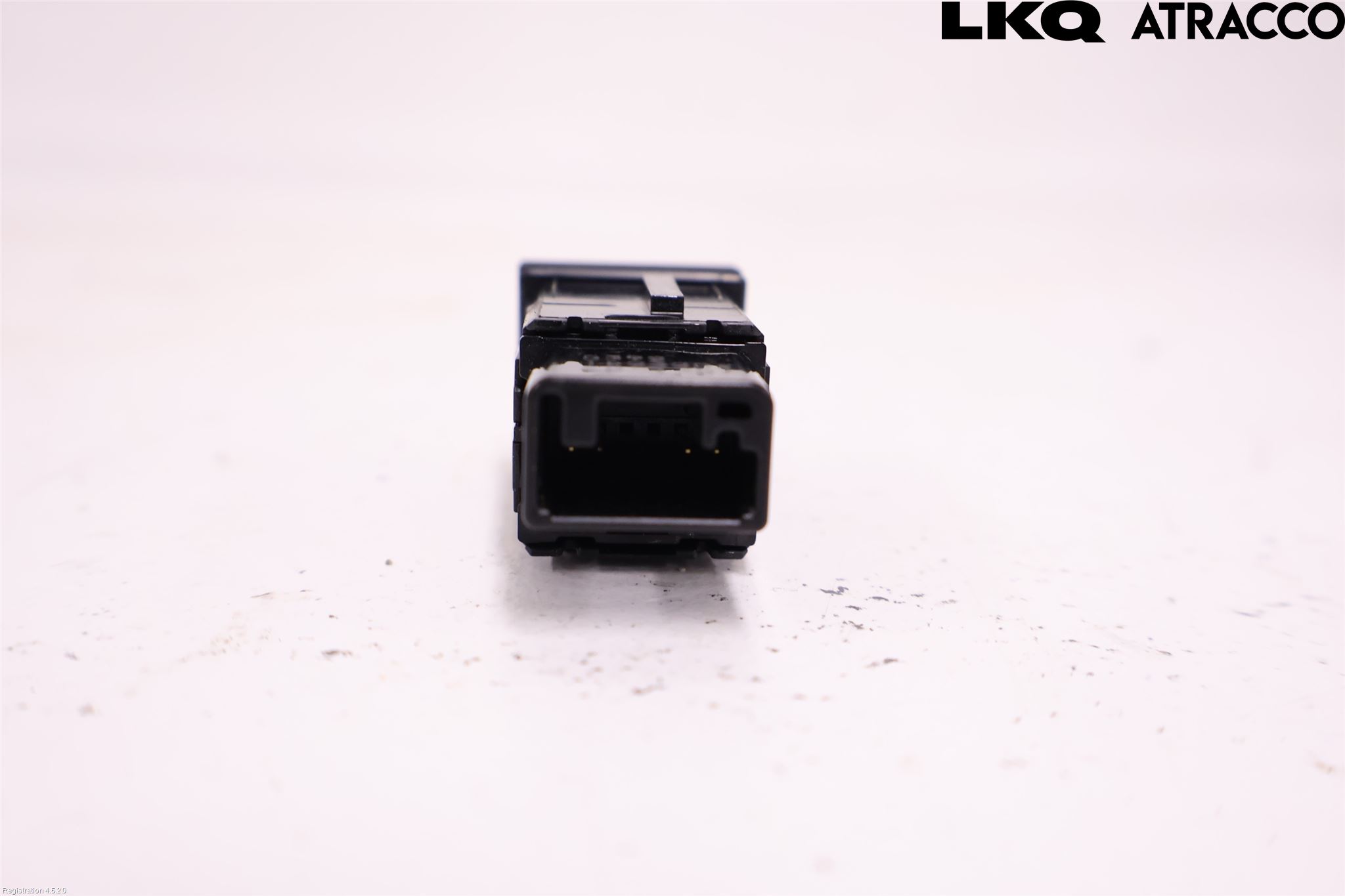 Lexus NX 340h/450h+ 21- Strömställare Baklucka