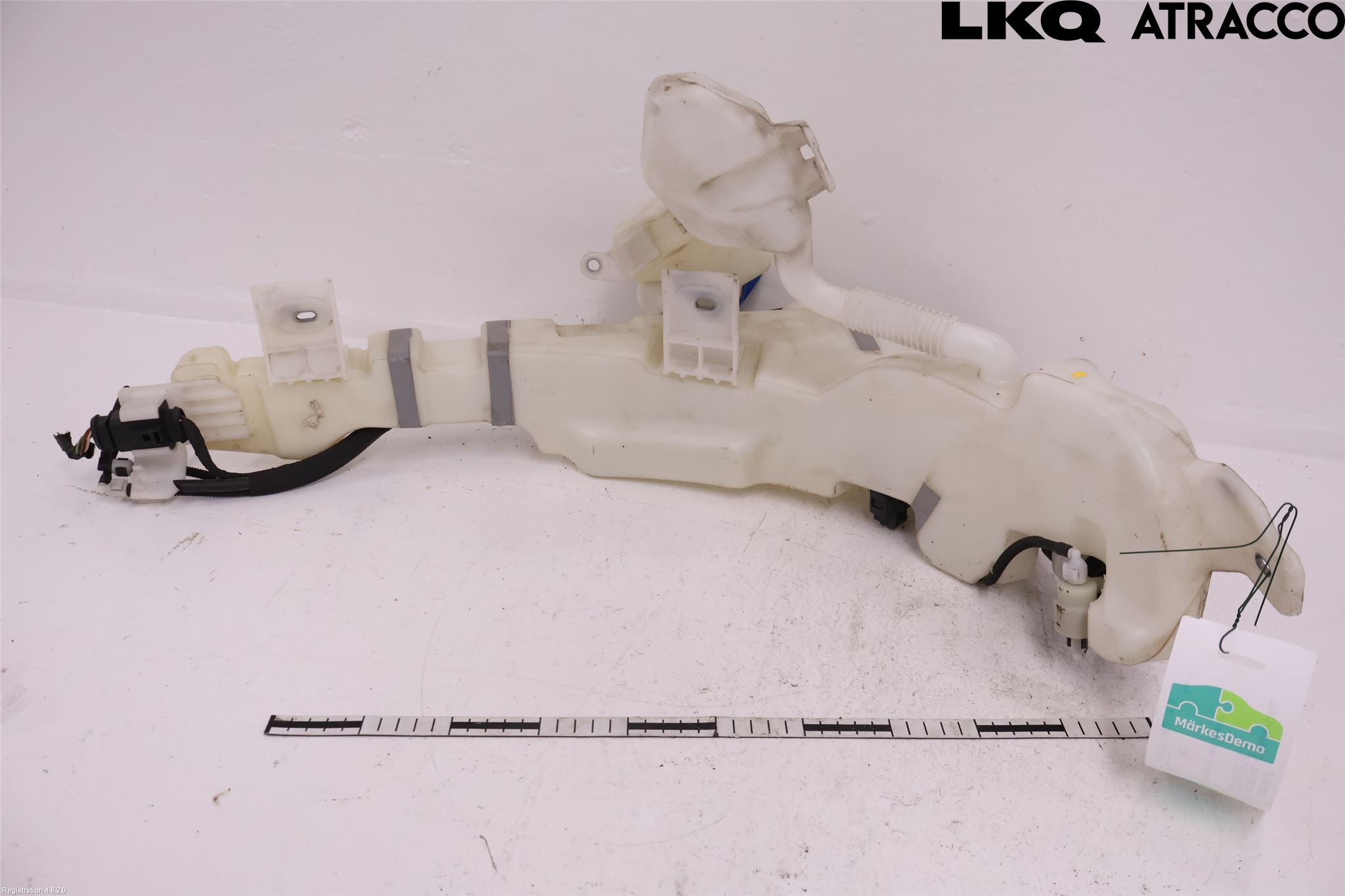 Volkswagen VW PASSAT 15-19 Spolartank Vindruta-Strål