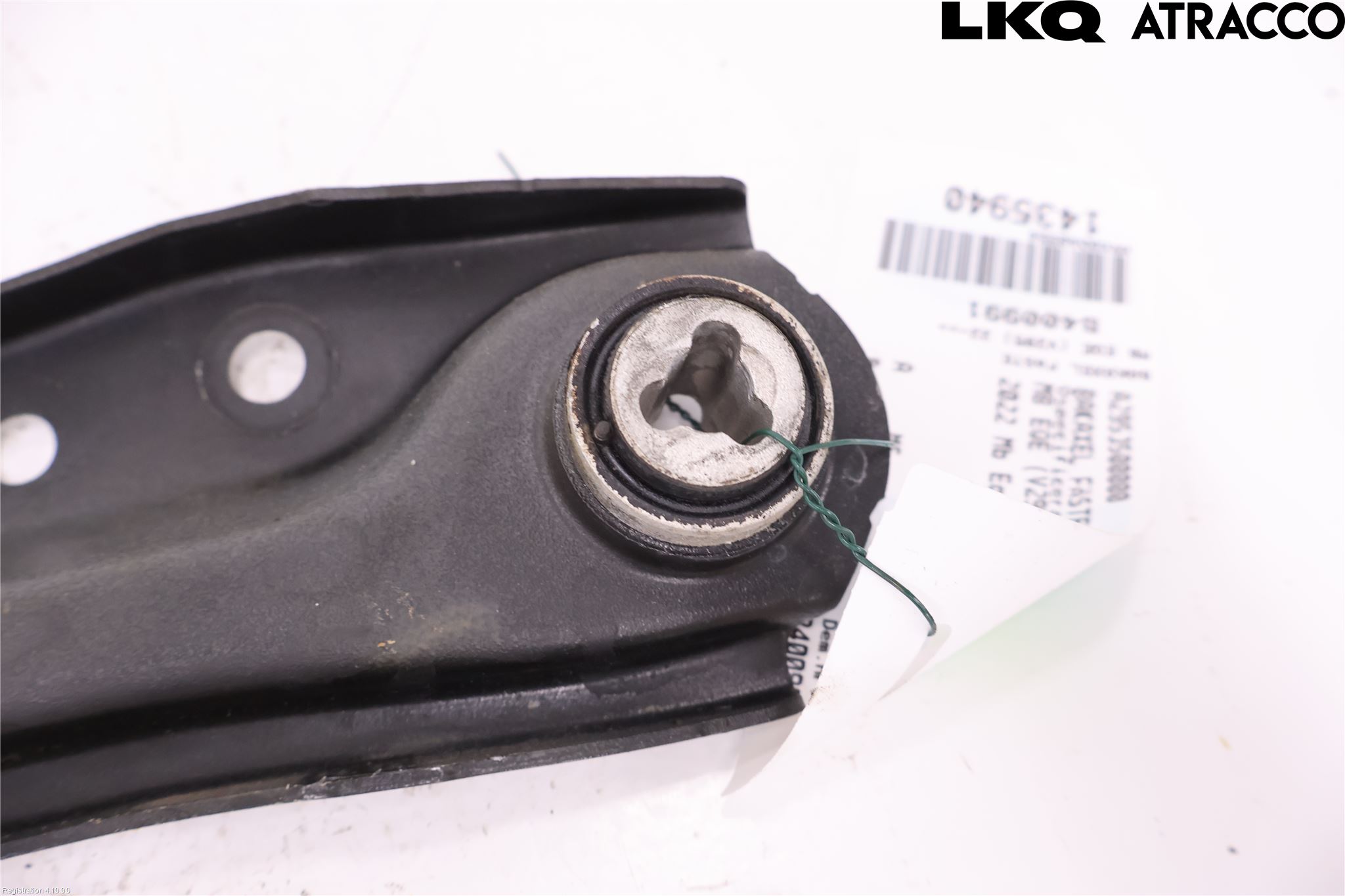 Mercedes-Benz MB EQE (V295) 22- Bakaxel Fäste