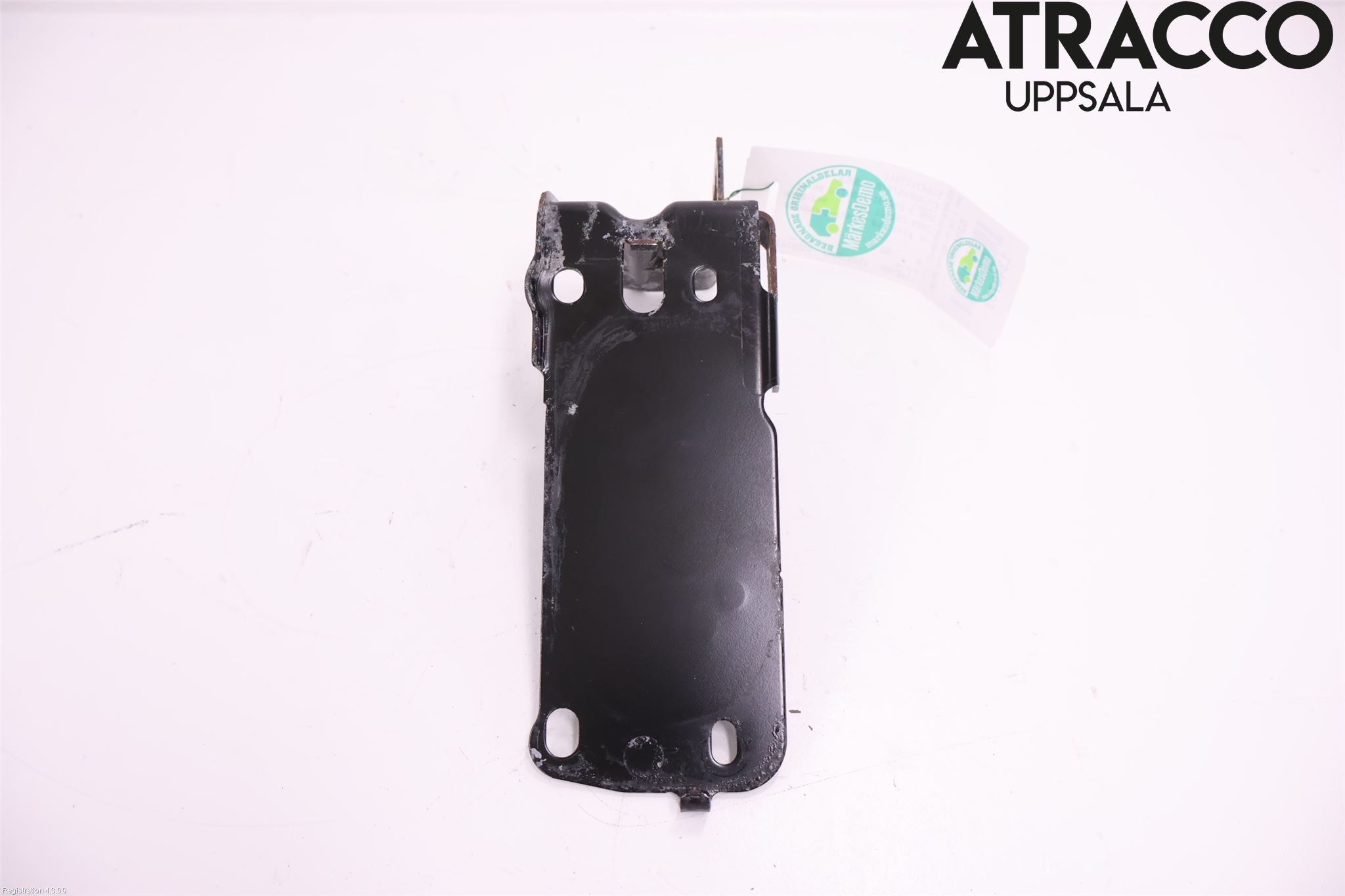 BMW 3 E90/91 SED/TOU 05-12 Kylarfäste-Ram-Balk