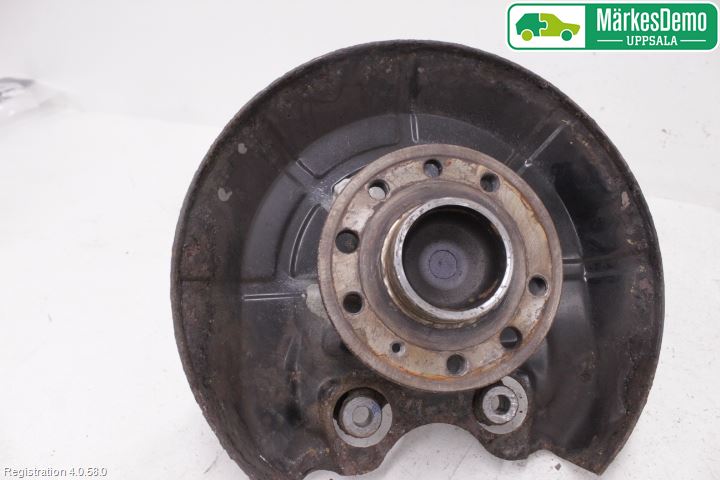 Saab 9-3 VER2/VER3 08-15 Hjullagerhus-Spindel Vä B