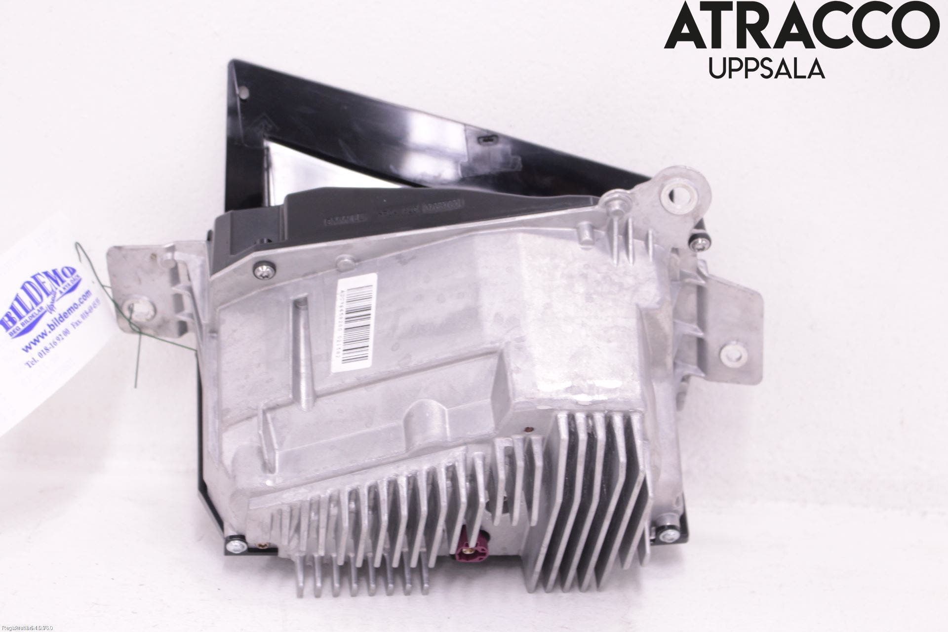 BMW 3 F30/F31/F80 12-19 Bildskärm