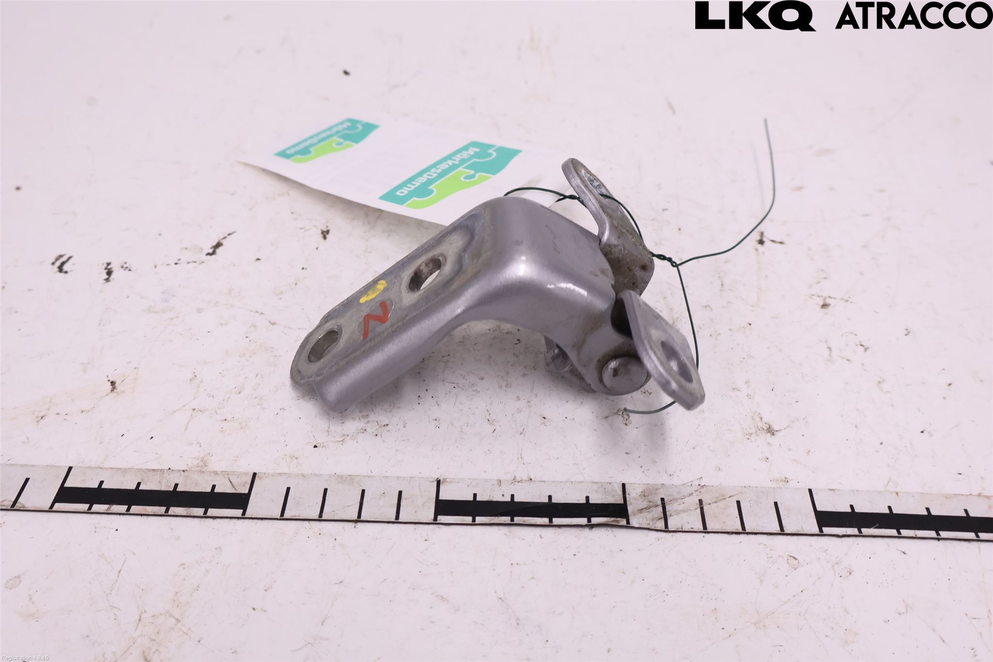 Toyota RAV4 19- Dörrgångjärn