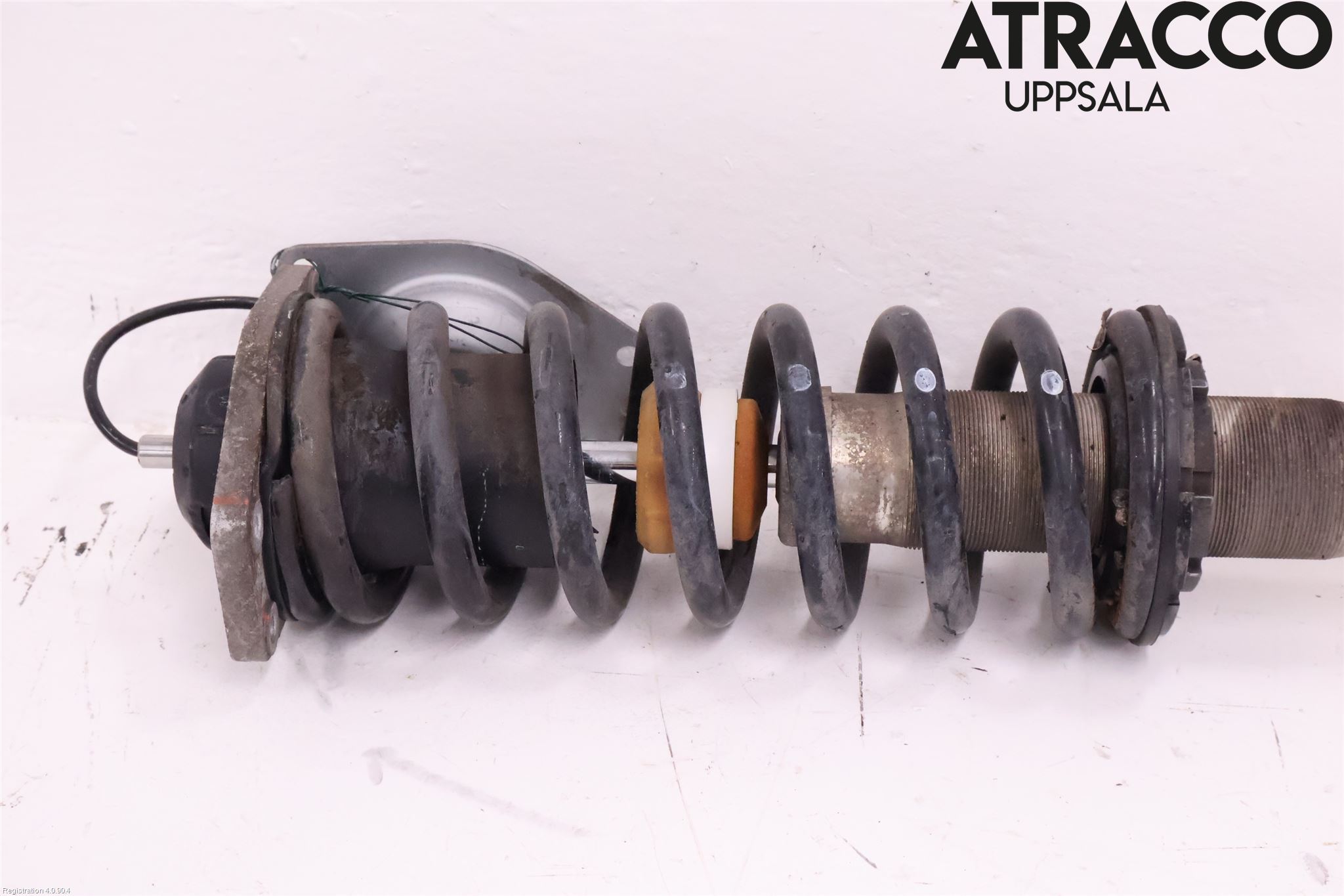 Maserati  Fjäderben Bak Vänster