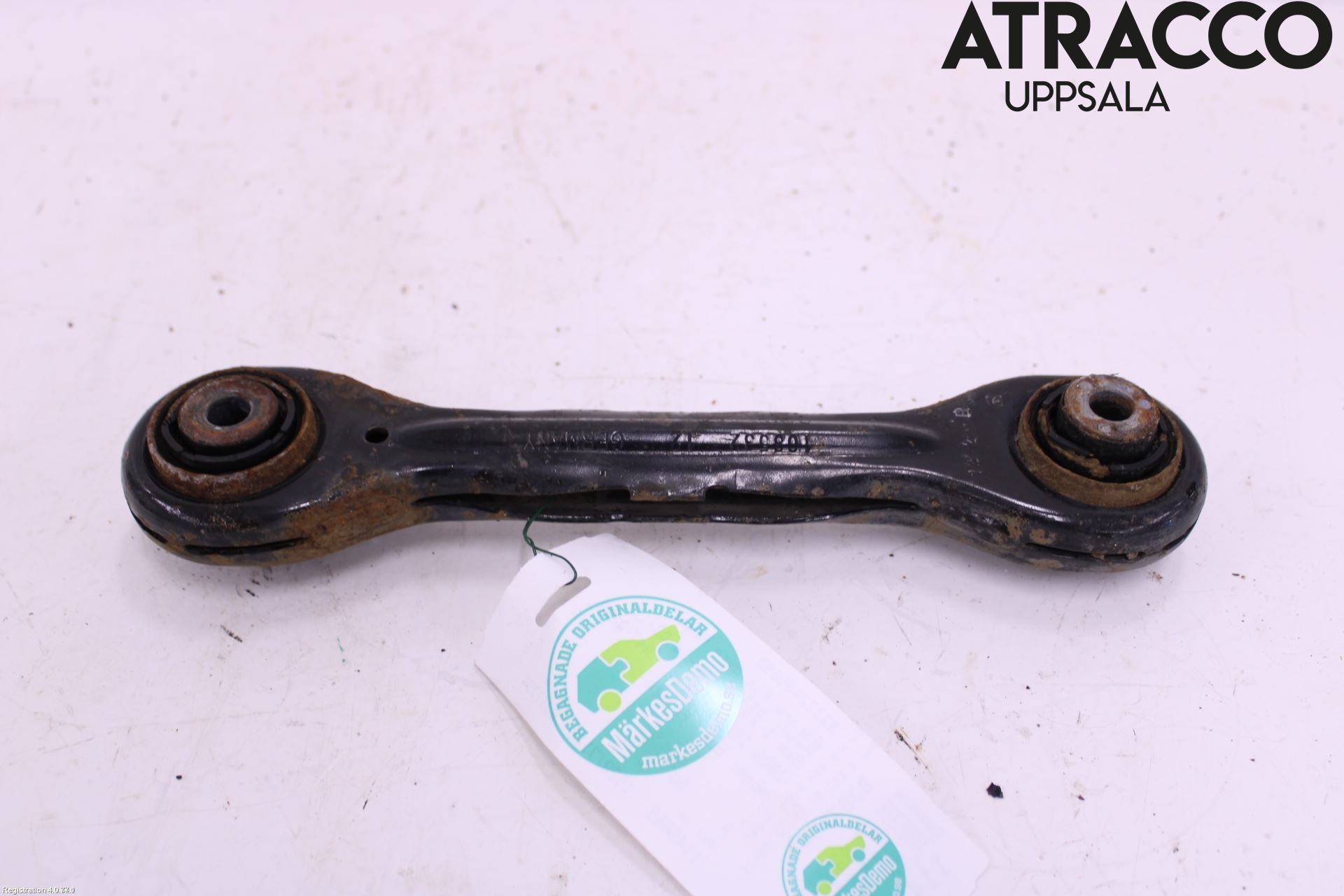 BMW 1 E87/81 5D/3D 03-11 Bärarm Bak Övre Höger