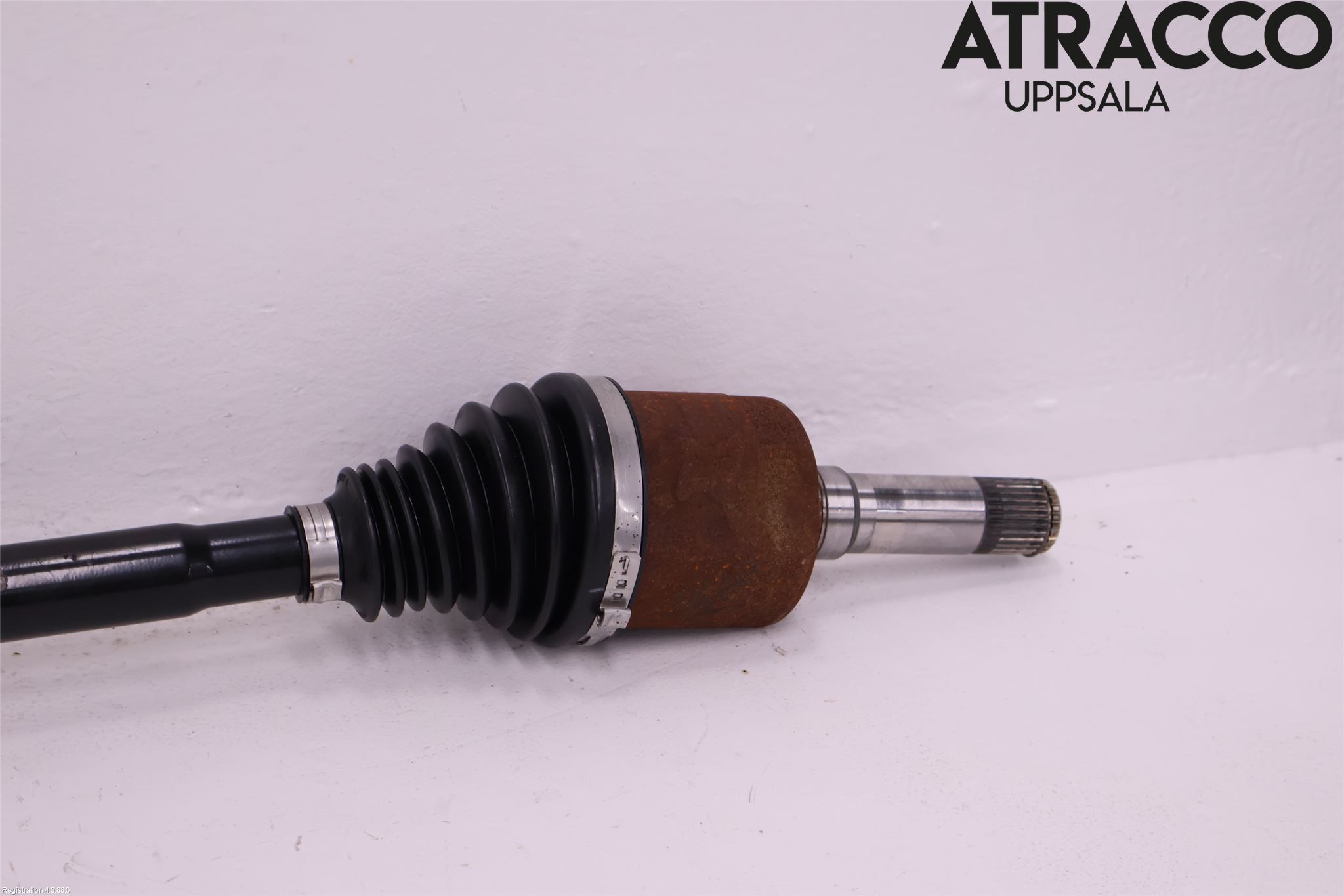 MG ZS EV 20- Drivaxel Fram Höger