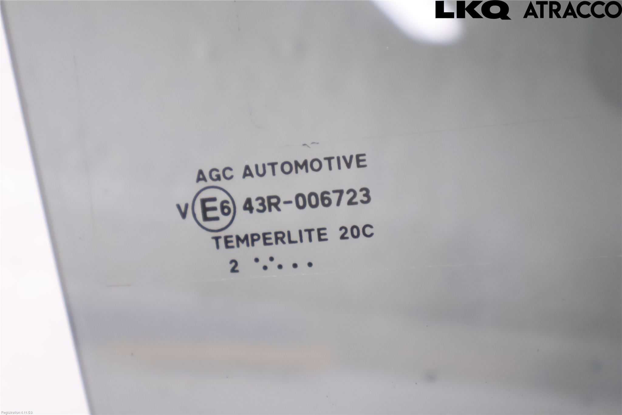 Toyota COROLLA 19- Dörruta Bak Höger