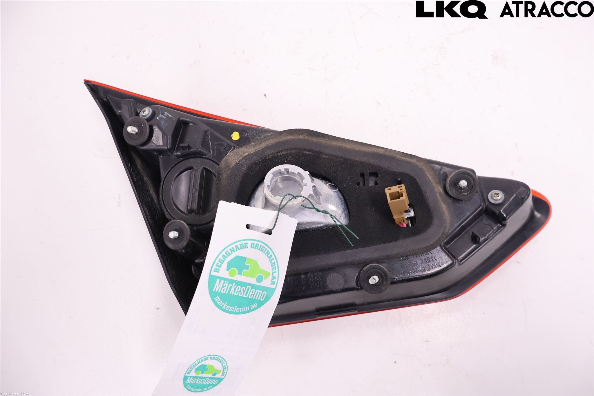 Nissan PULSAR Bakljus Lucka Hö