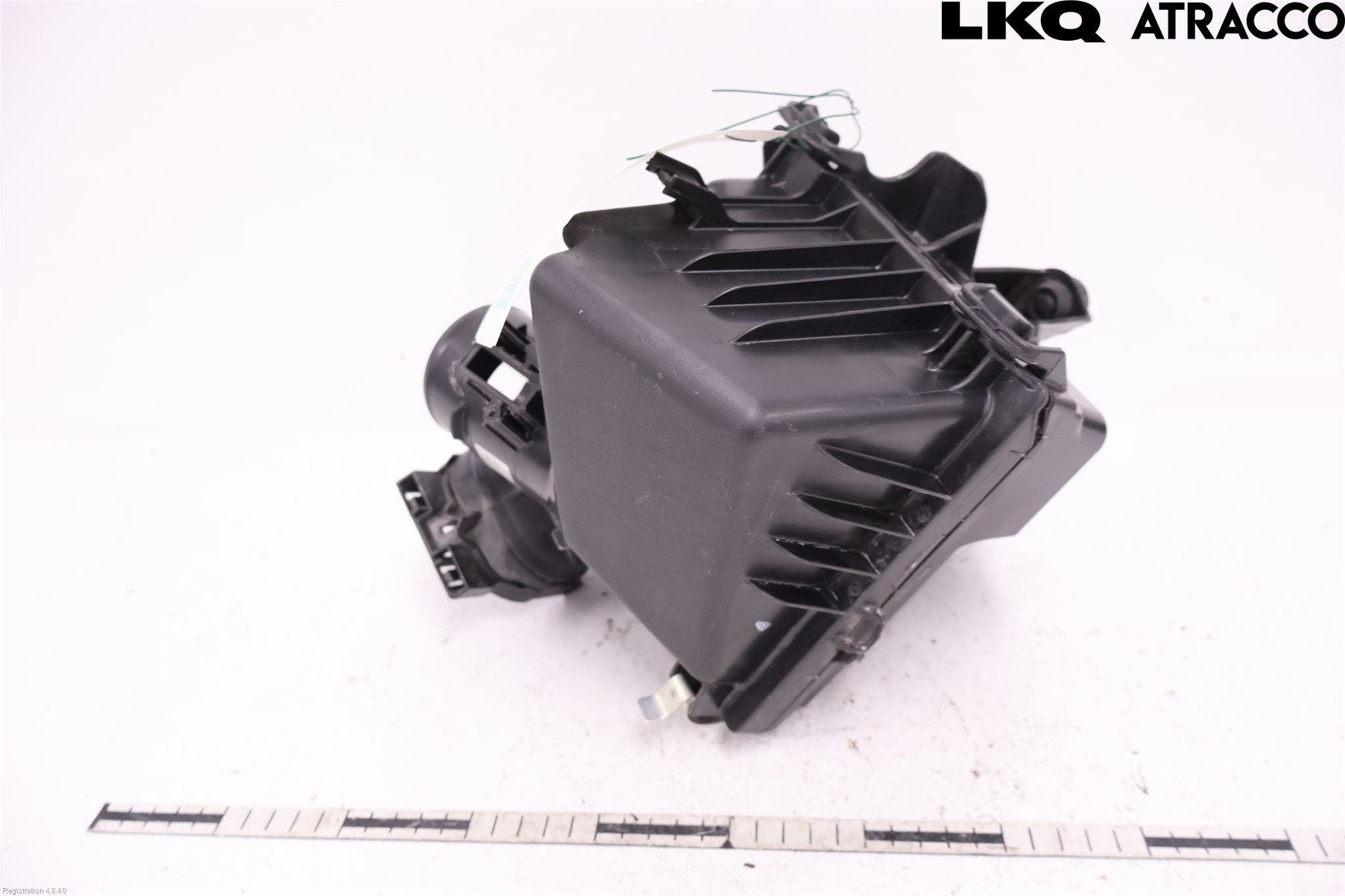 Toyota YARIS CROSS XP21 21- Luftrenare