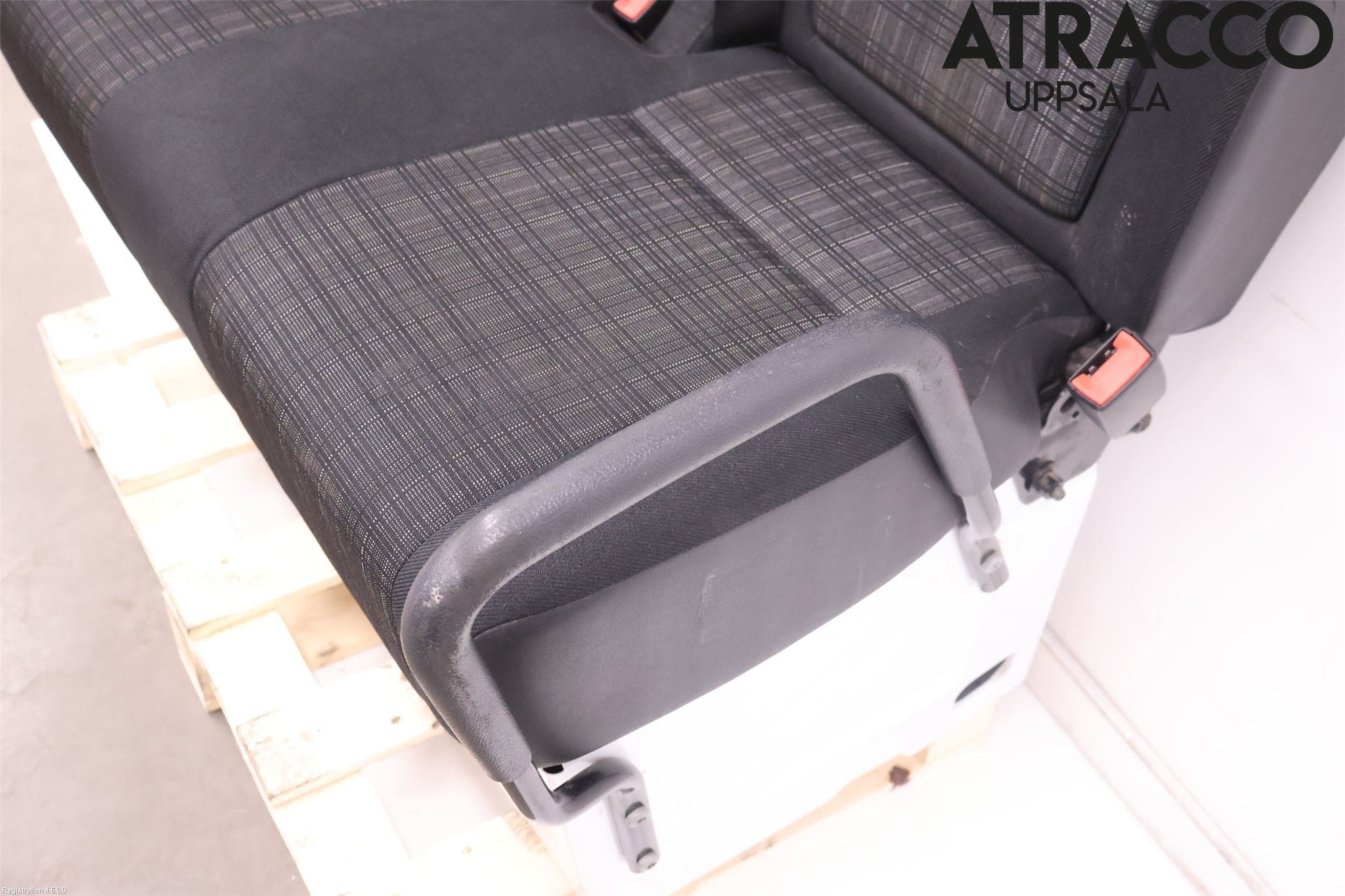 Mercedes-Benz MB SPRINTER (W906) 06-18 Inredning Stol Fram Hö