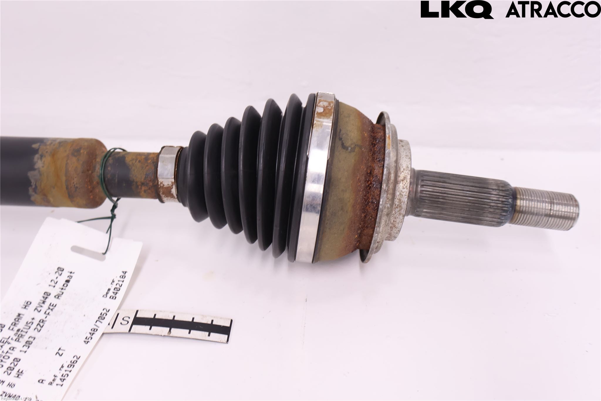 Toyota PRIUS+ ZVW40 12-20 Drivaxel Fram Höger