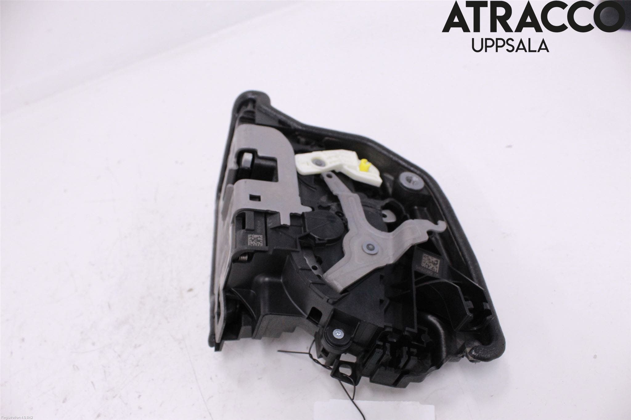 BMW X3 G01 18- Låskista-Dörrlås