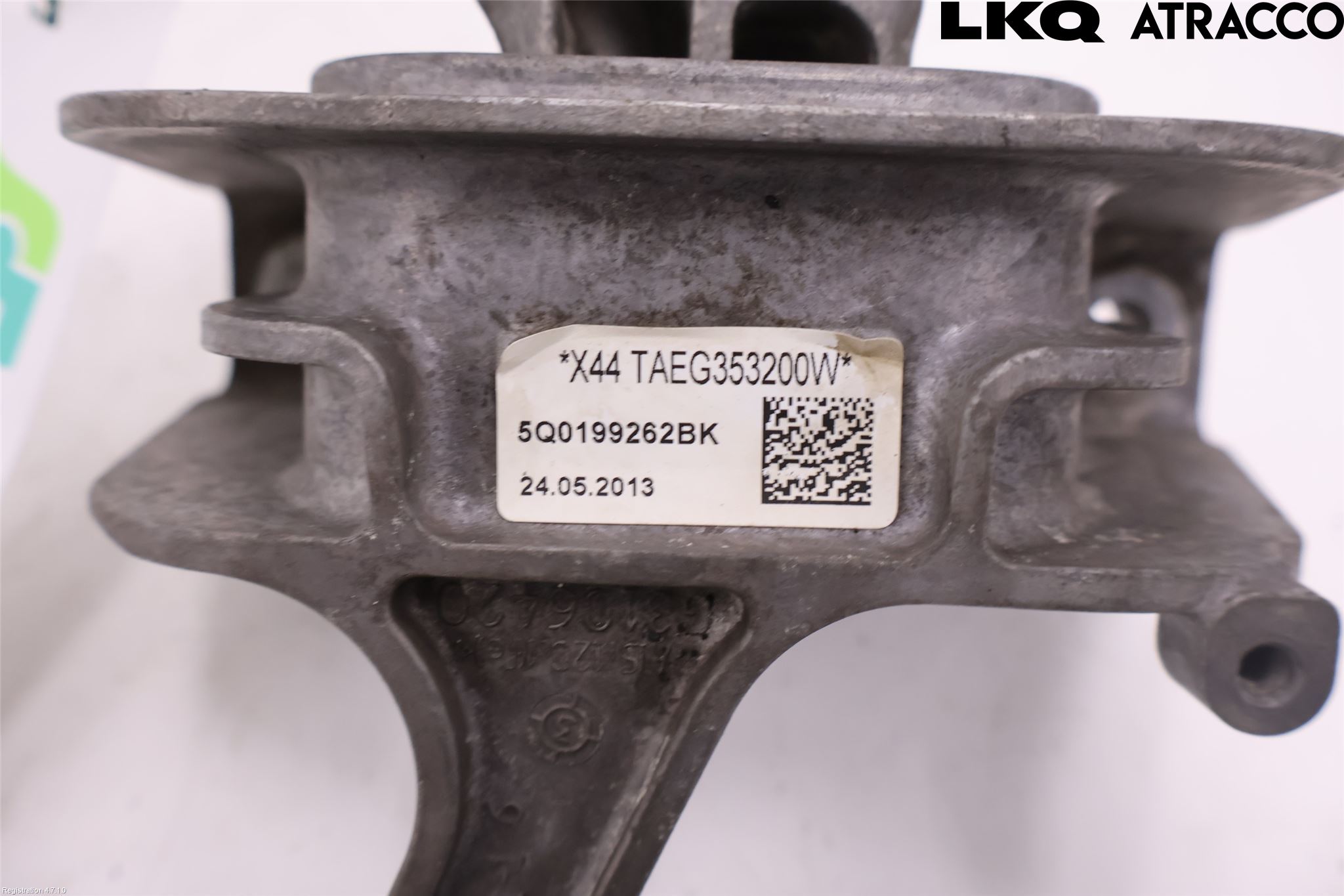 Volkswagen VW GOLF / E-GOLF VII 13-20 Motorfäste