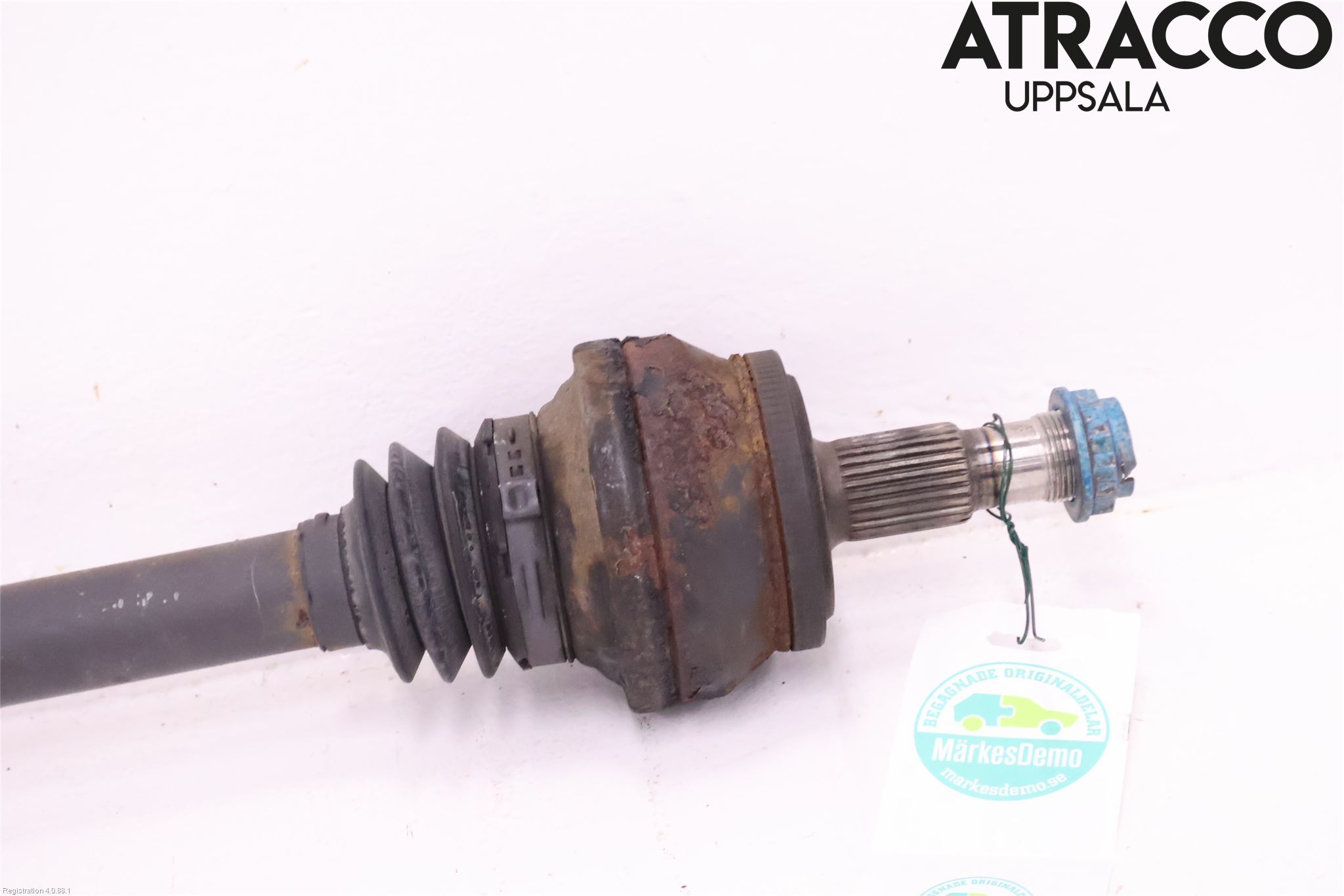 Mercedes-Benz MB GLK-KLASS (X204) 08-16 Drivaxel Bak Vänster