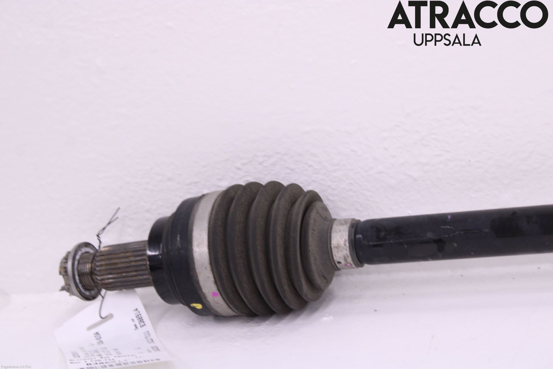 BMW 1 F20/F21 11-19 Drivaxel Bak Vänster