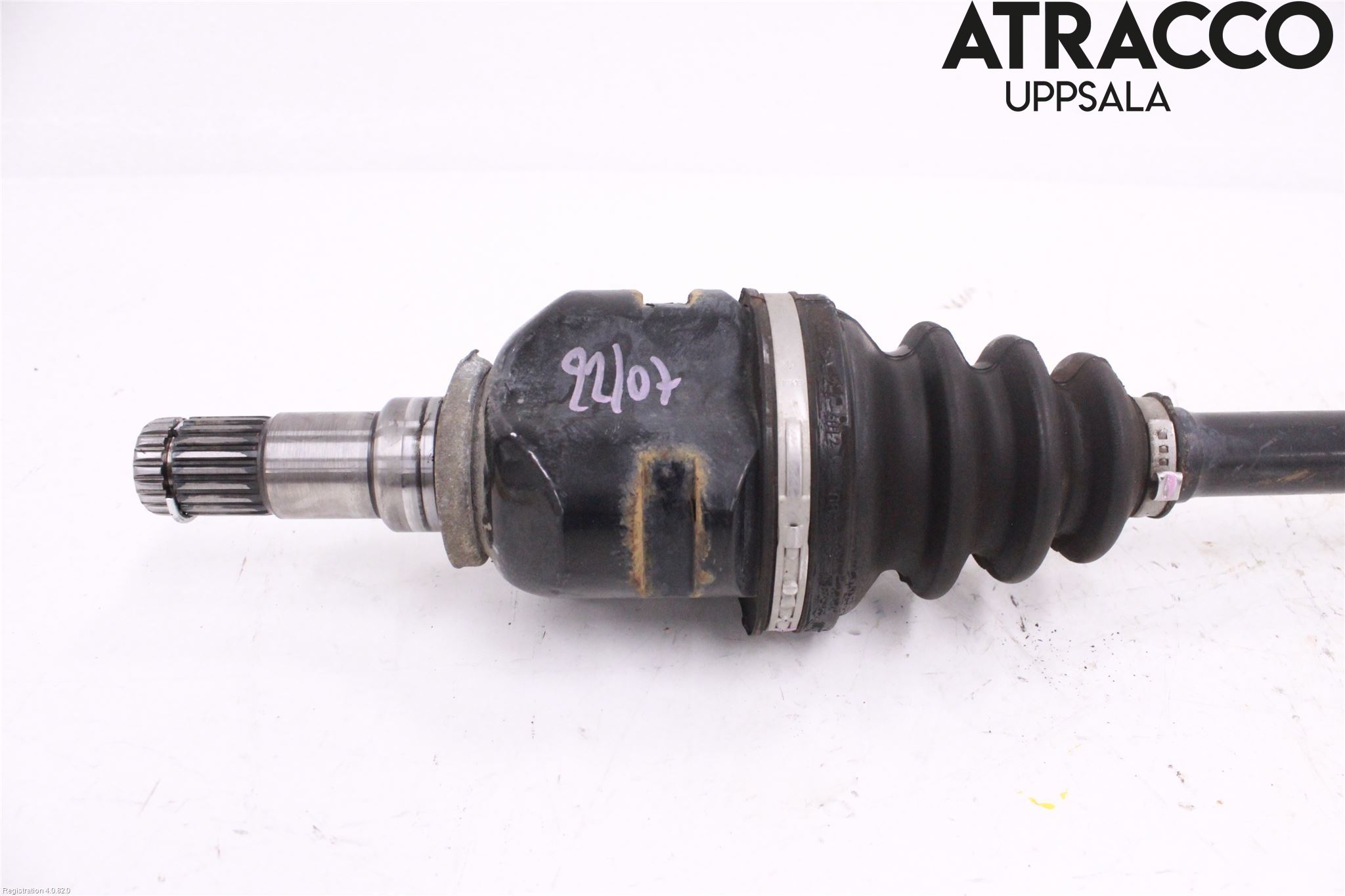 Toyota YARIS XP130 15-20 Drivaxel Fram Vänster
