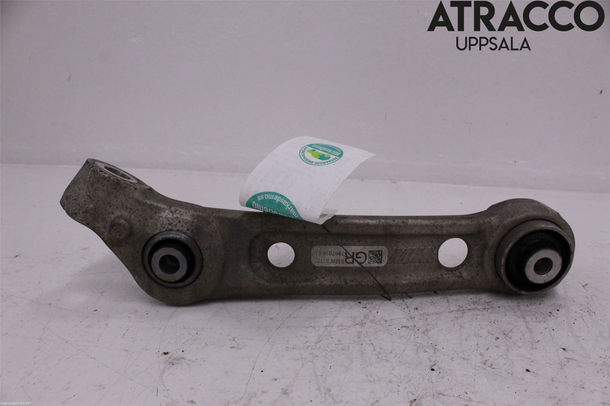 BMW 5 G30/G31/F90 17-23 Bärarm Fram Undre Hö