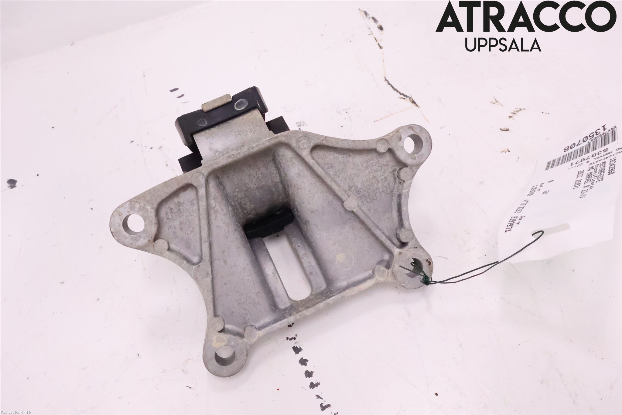 MG MARVEL R 22- Motorfäste