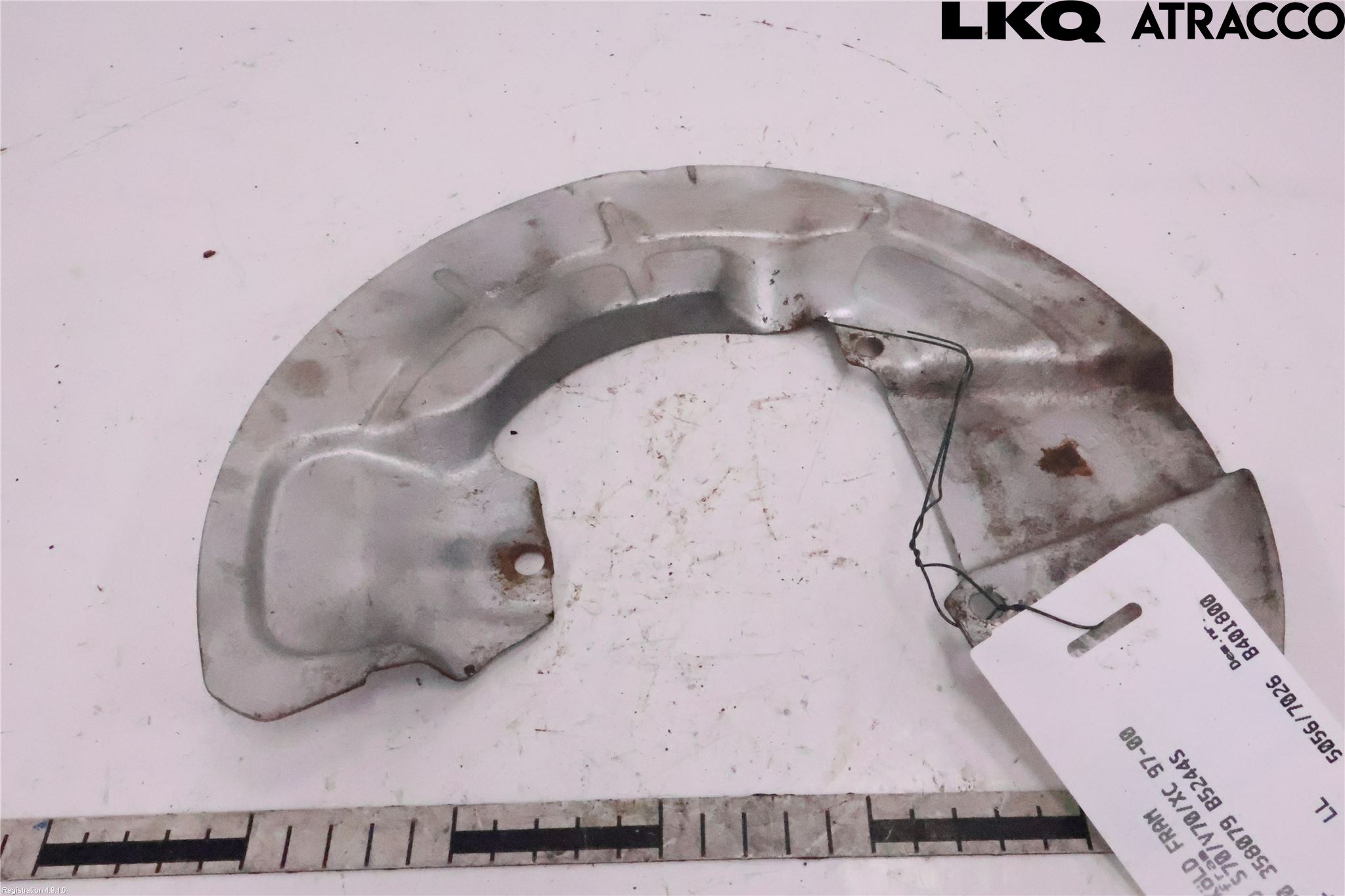 Volvo S70/V70/XC  97-00 Bromssköld Fram