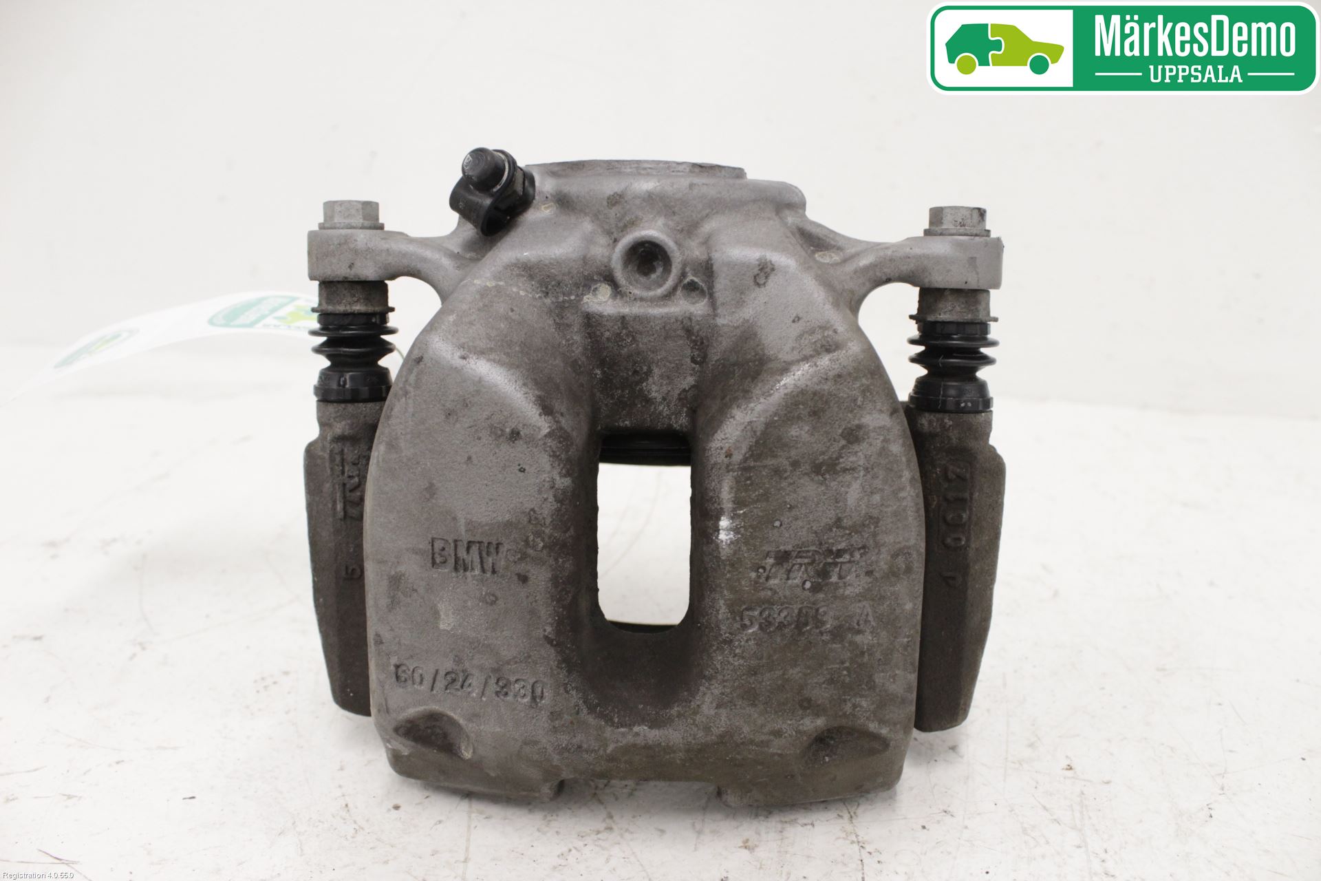 BMW 5 G30/G31/F90 17-23 Bromsok Fram Vänster