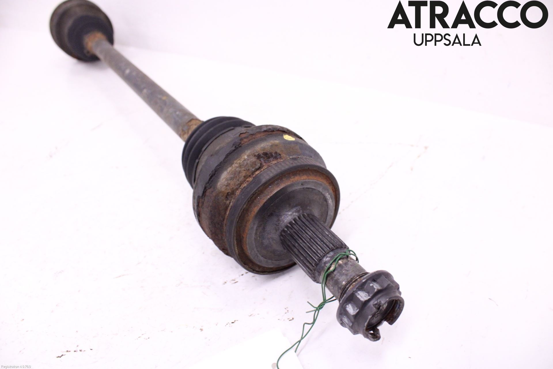 Mercedes-Benz MB GLK-KLASS (X204) 08-16 Drivaxel Bak Vänster