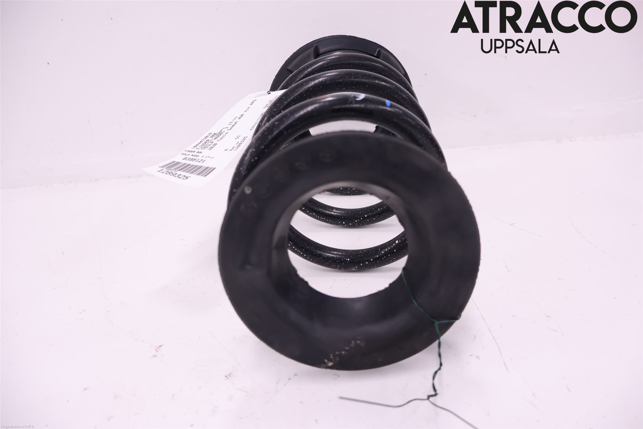 Tesla MODEL 3 17- Fjäder Bak