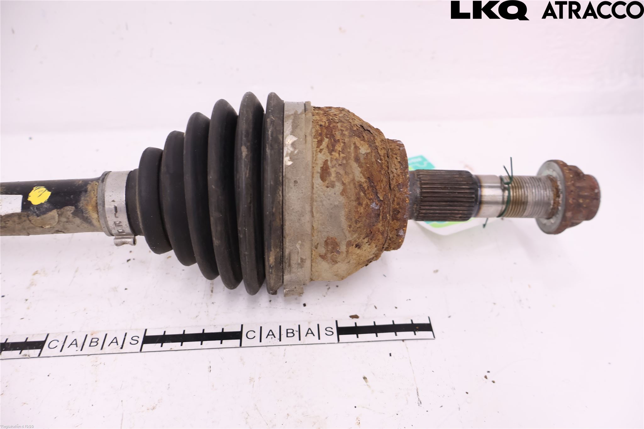 MG ZS EV 20- Drivaxel Fram Höger