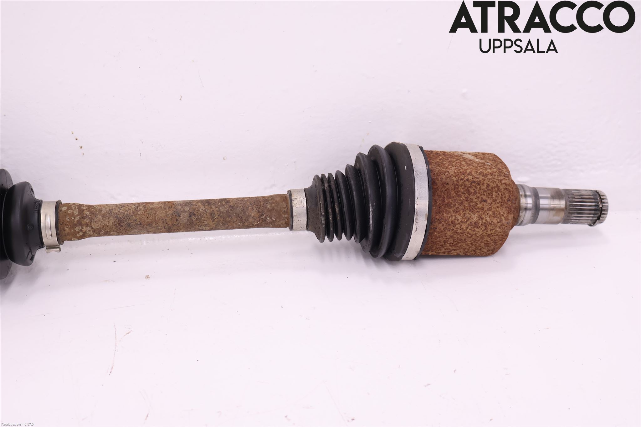 Volvo V70 14-16 Drivaxel Fram Vänster