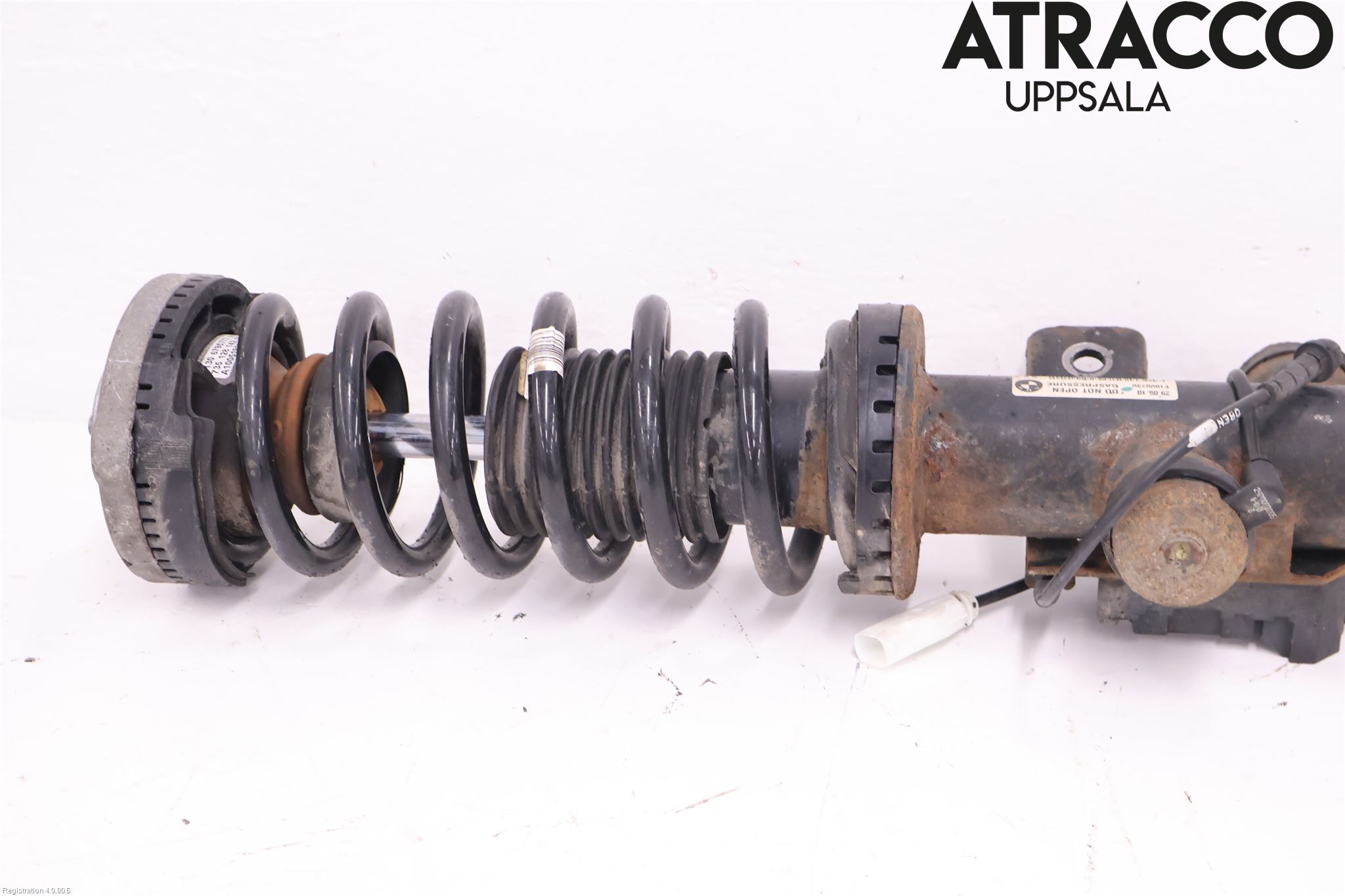 BMW 5 F10/F11/F18 09-17 Fjäderben Fram Vänster