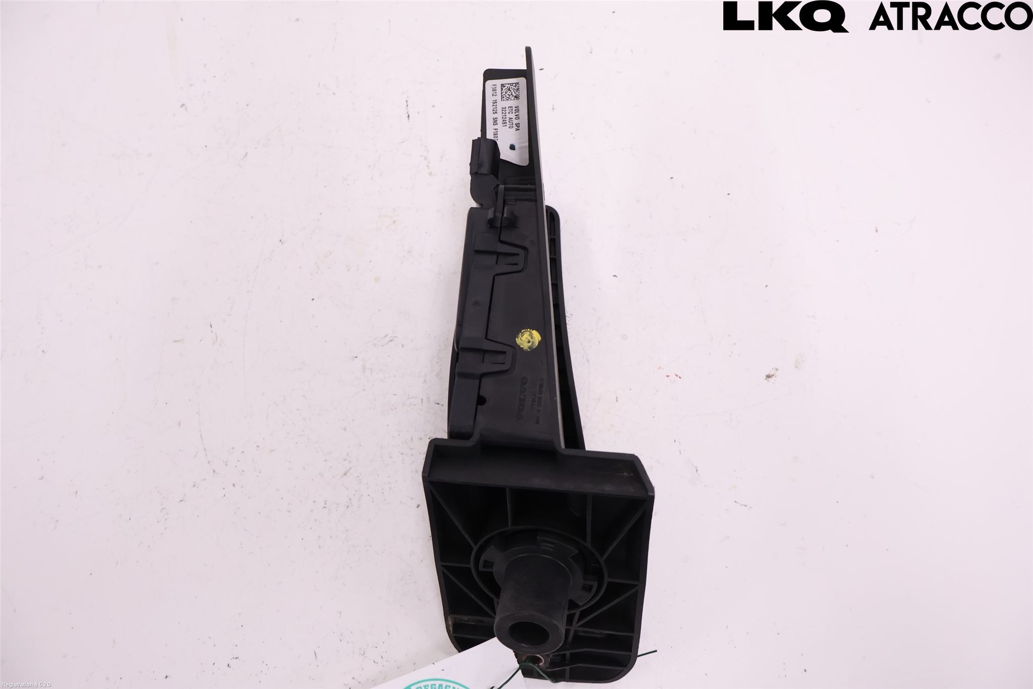 Volvo V90 17->> Gaspedal