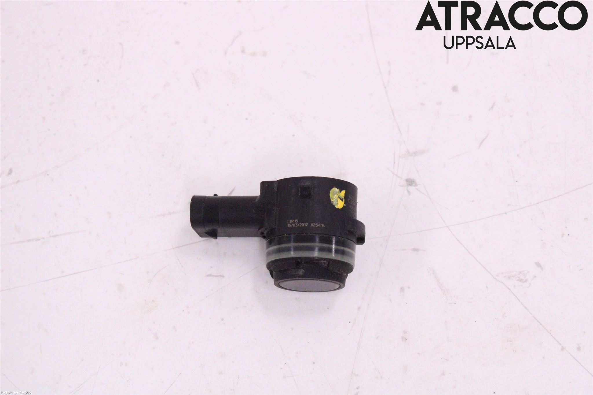 BMW 5 G30/G31/F90 17-23 Parkeringshjälp Frontsensor