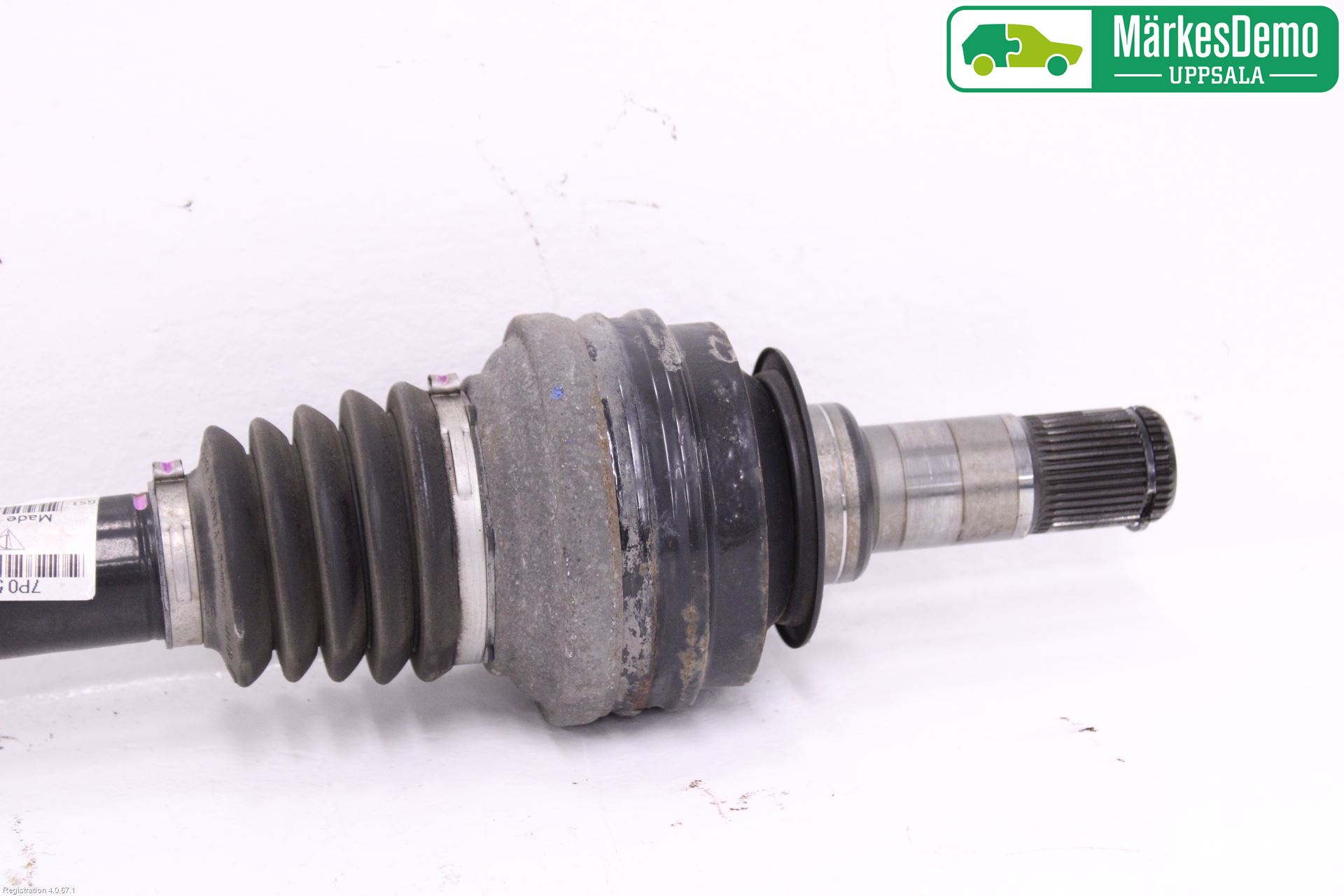 Volkswagen VW TOUAREG 7P 11-18 Drivaxel Bak Höger