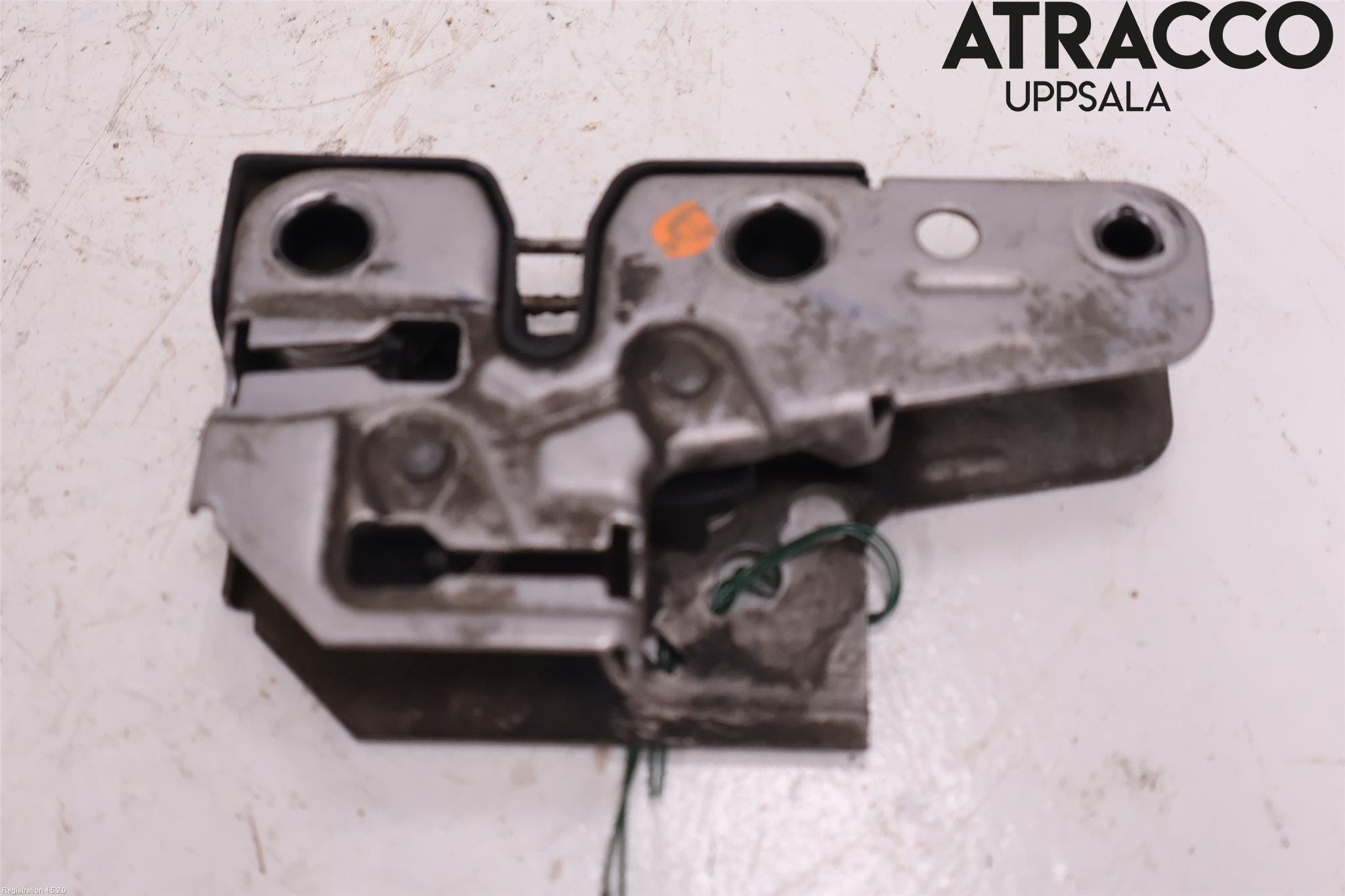 Volkswagen VW TRANSP/CARAVELLE (T6) 16-22 Huvlås