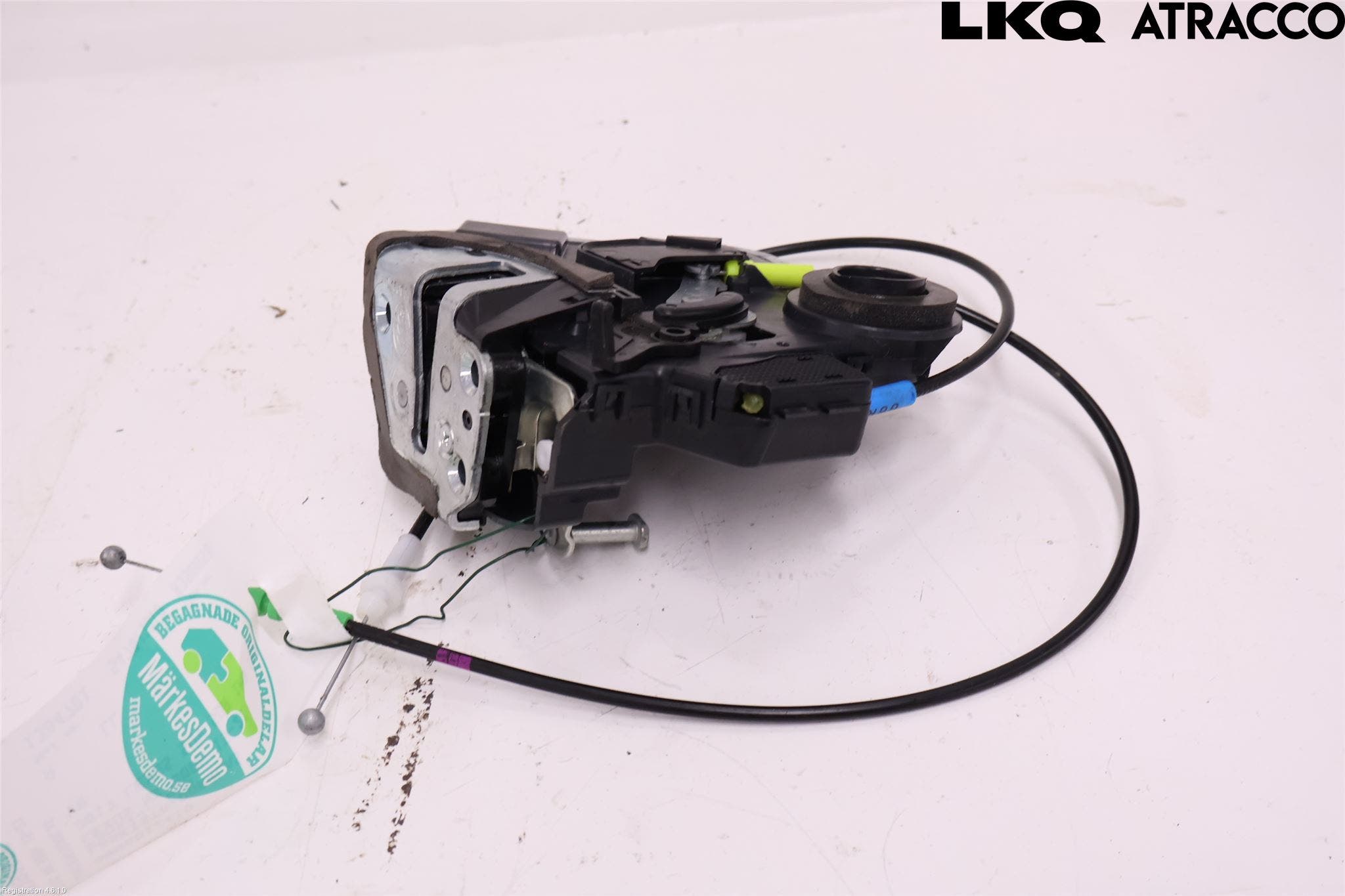 Lexus NX 300h 15-21 Låskista-Dörrlås