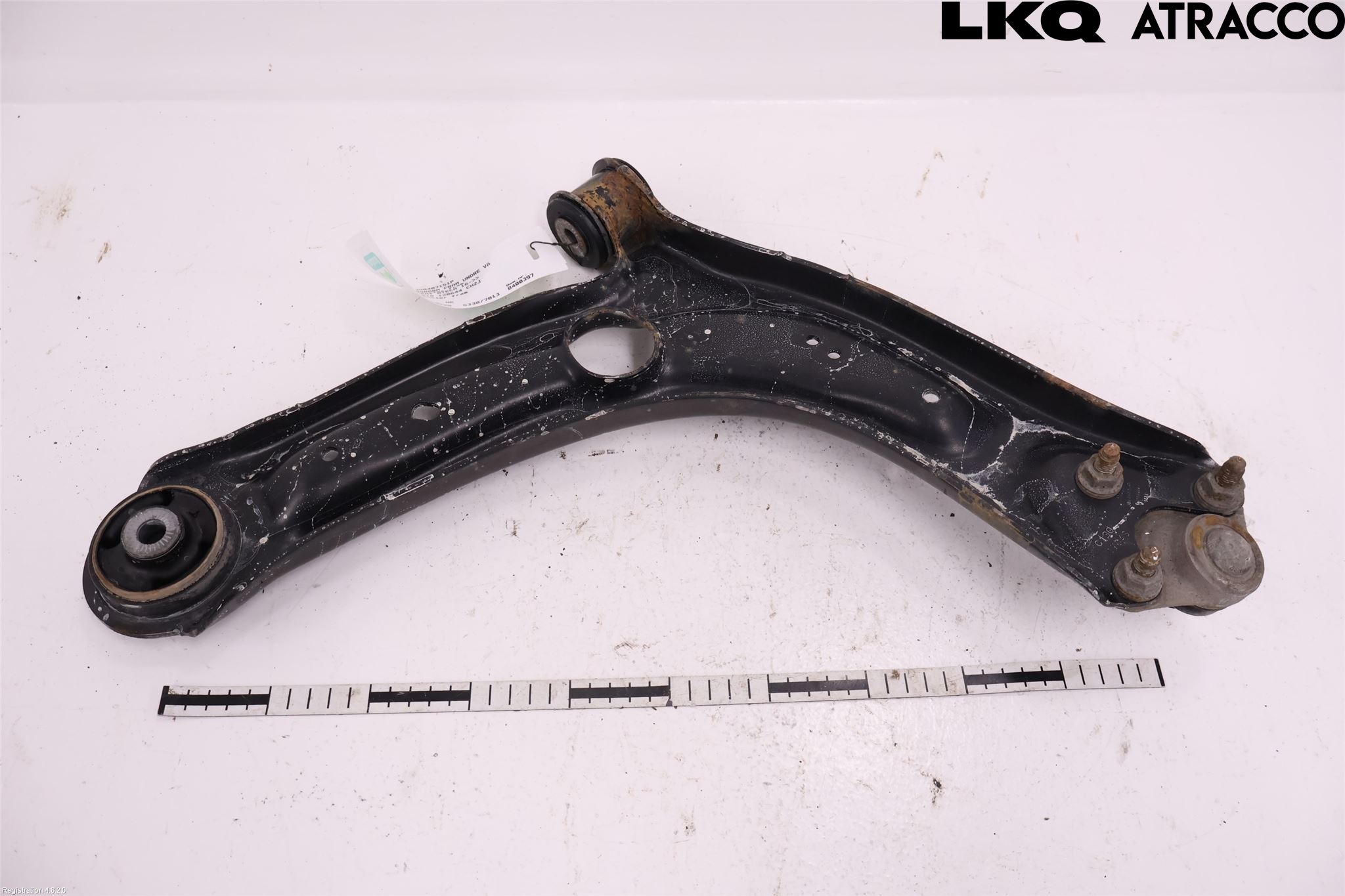 Seat ATECA 16->> Bärarm Fram Undre Vä