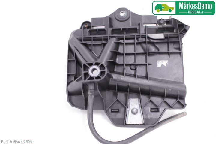 Skoda FABIA 15-21 Batterilåda-Fäste-Hållare