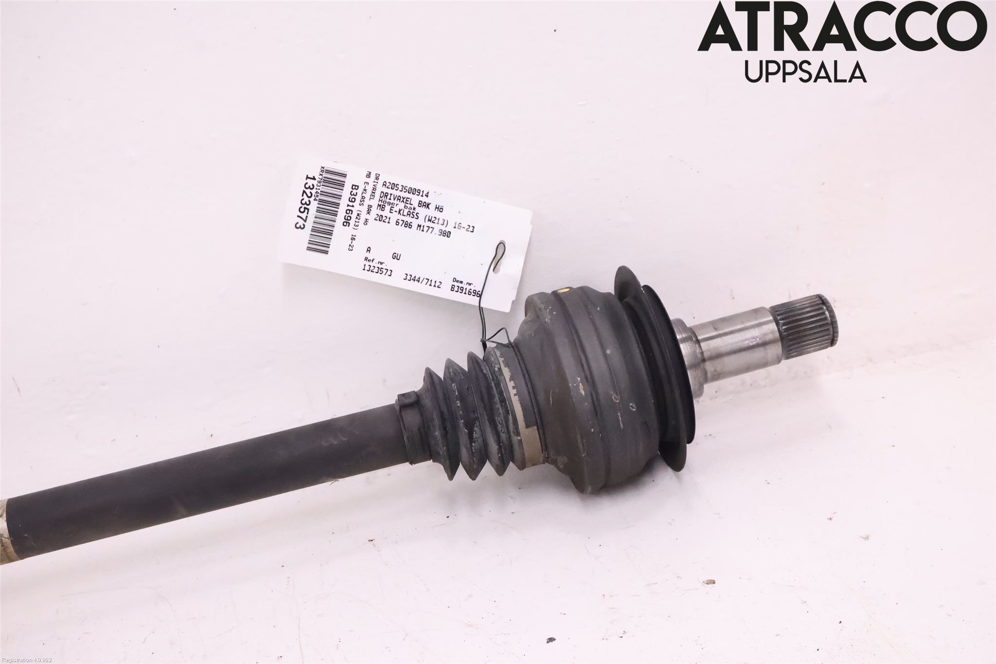 Mercedes-Benz MB E-KLASS (W213) 16-23 Drivaxel Bak Höger