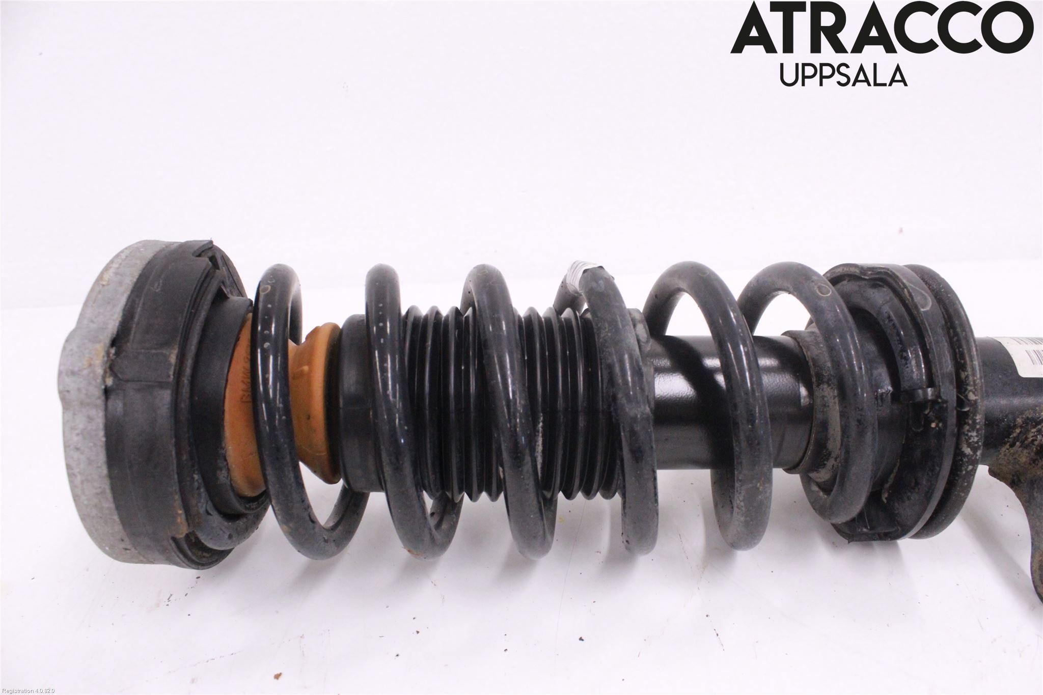 BMW 5 F10/F11/F18 09-17 Fjäderben Fram Höger