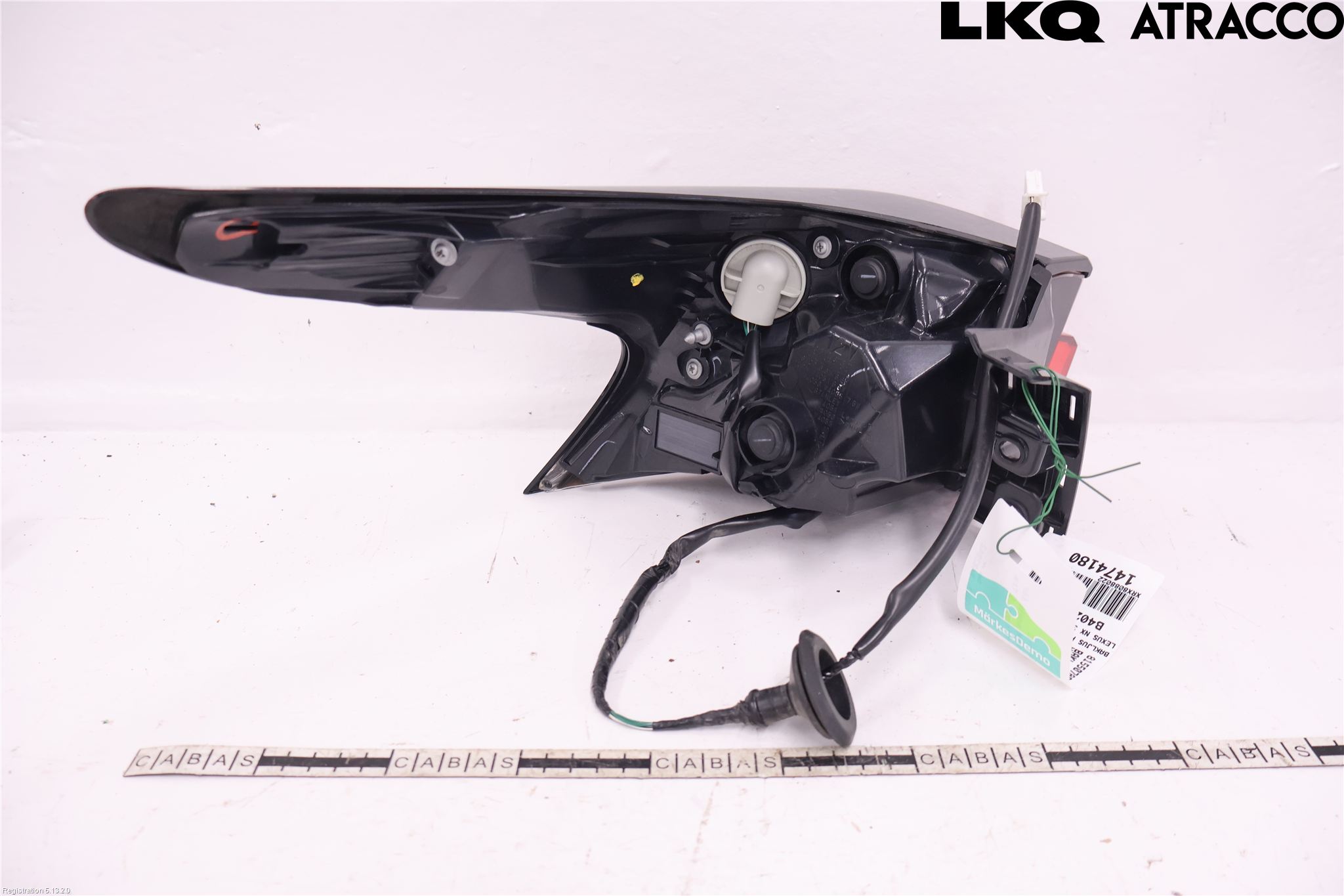 Lexus NX 300h 15-21 Bakljus Höger