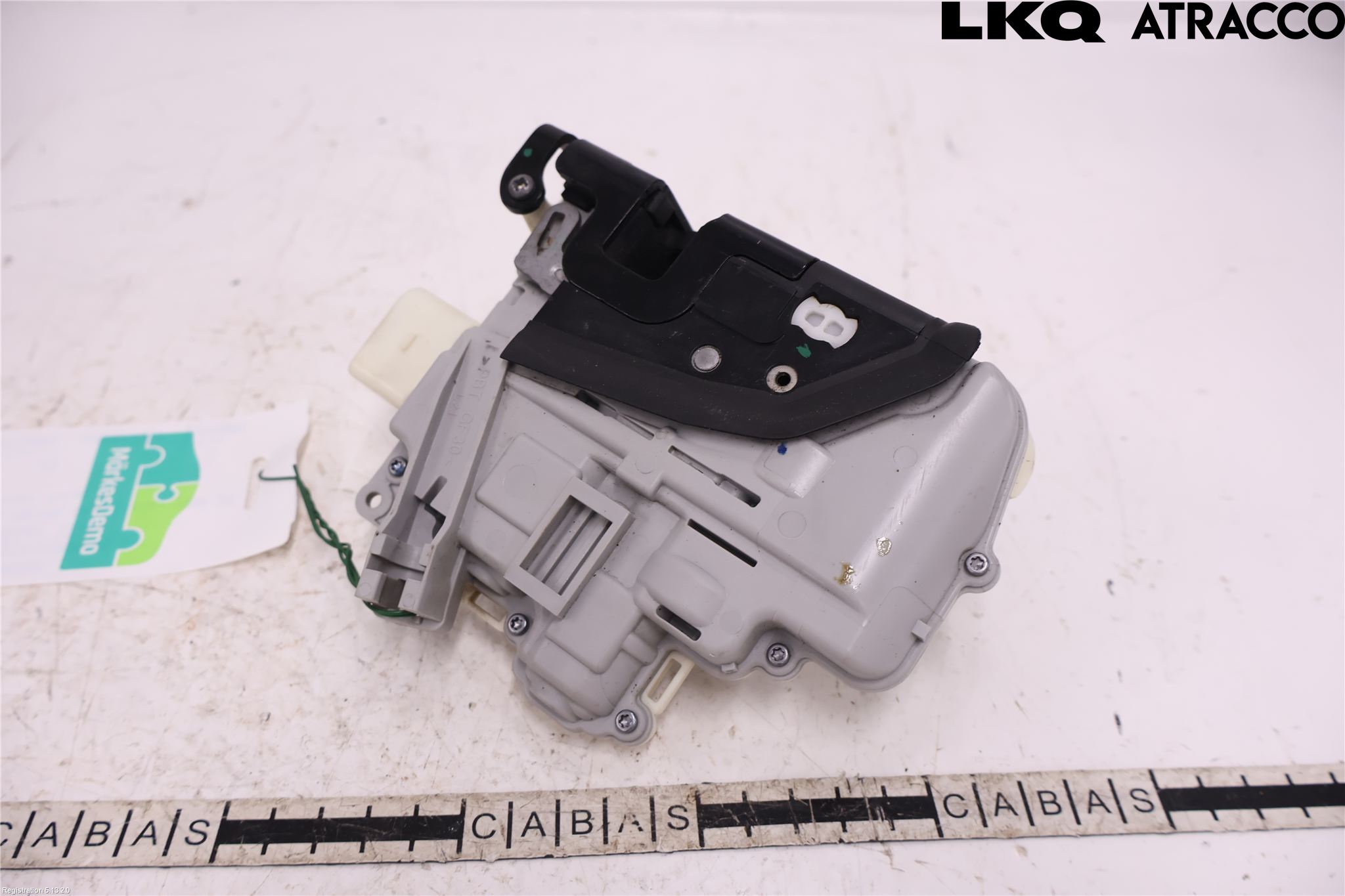 Volkswagen VW PASSAT 11-14 Låskista-Dörrlås
