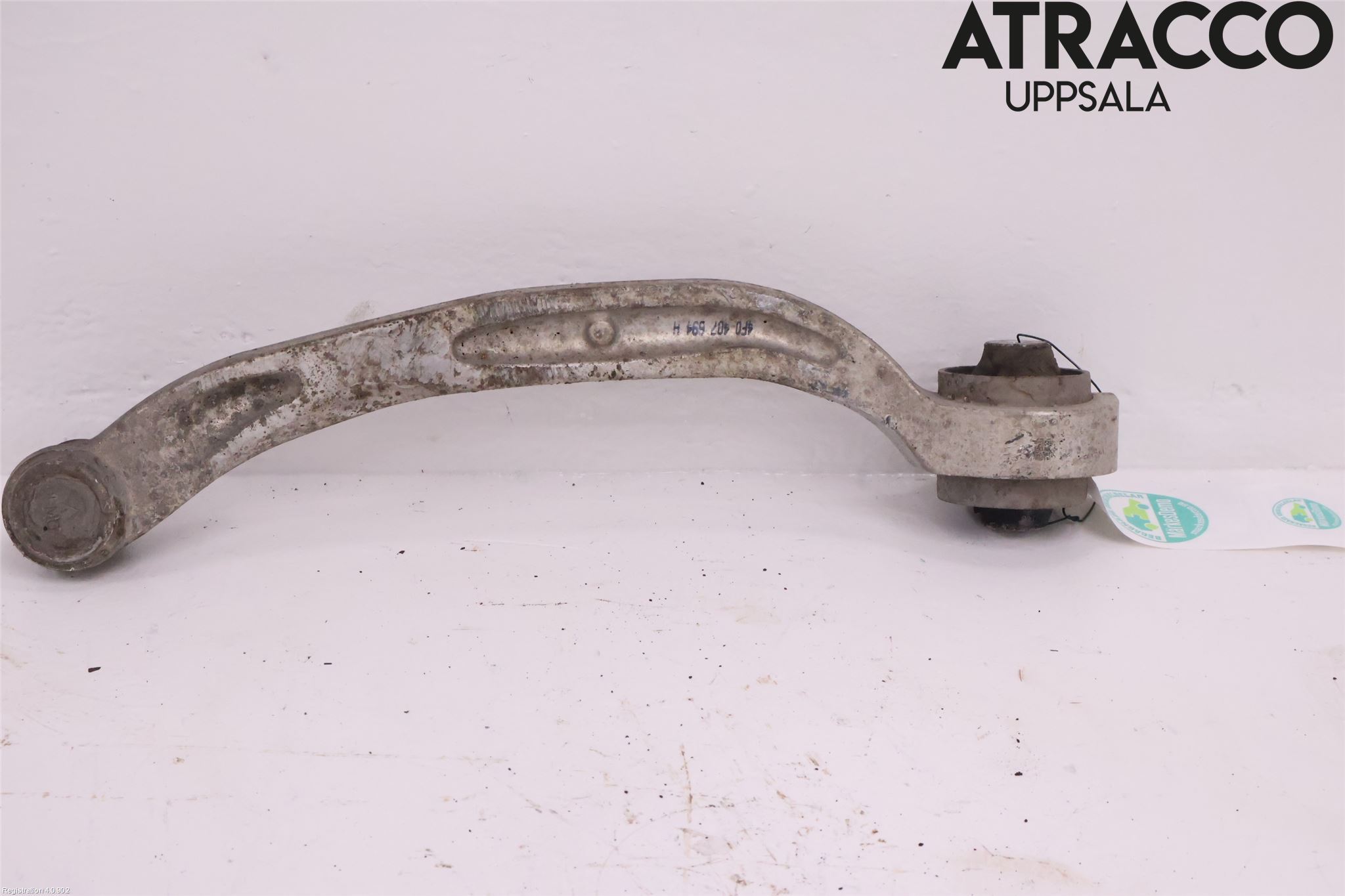 Audi A6/S6     05-11 Bärarm Fram Undre Hö