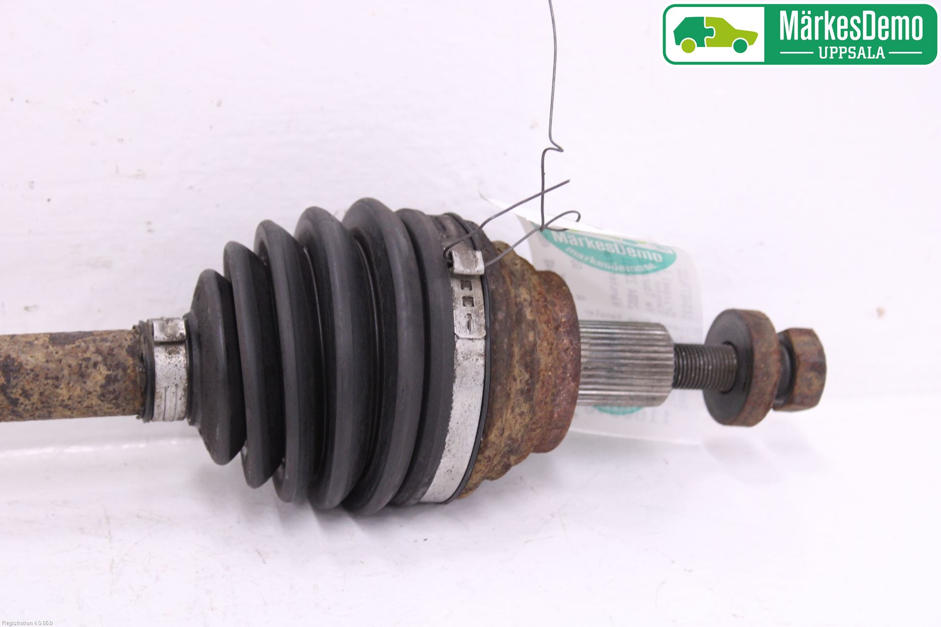 Volkswagen VW TOURAN 03-10 Drivaxel Fram Vänster