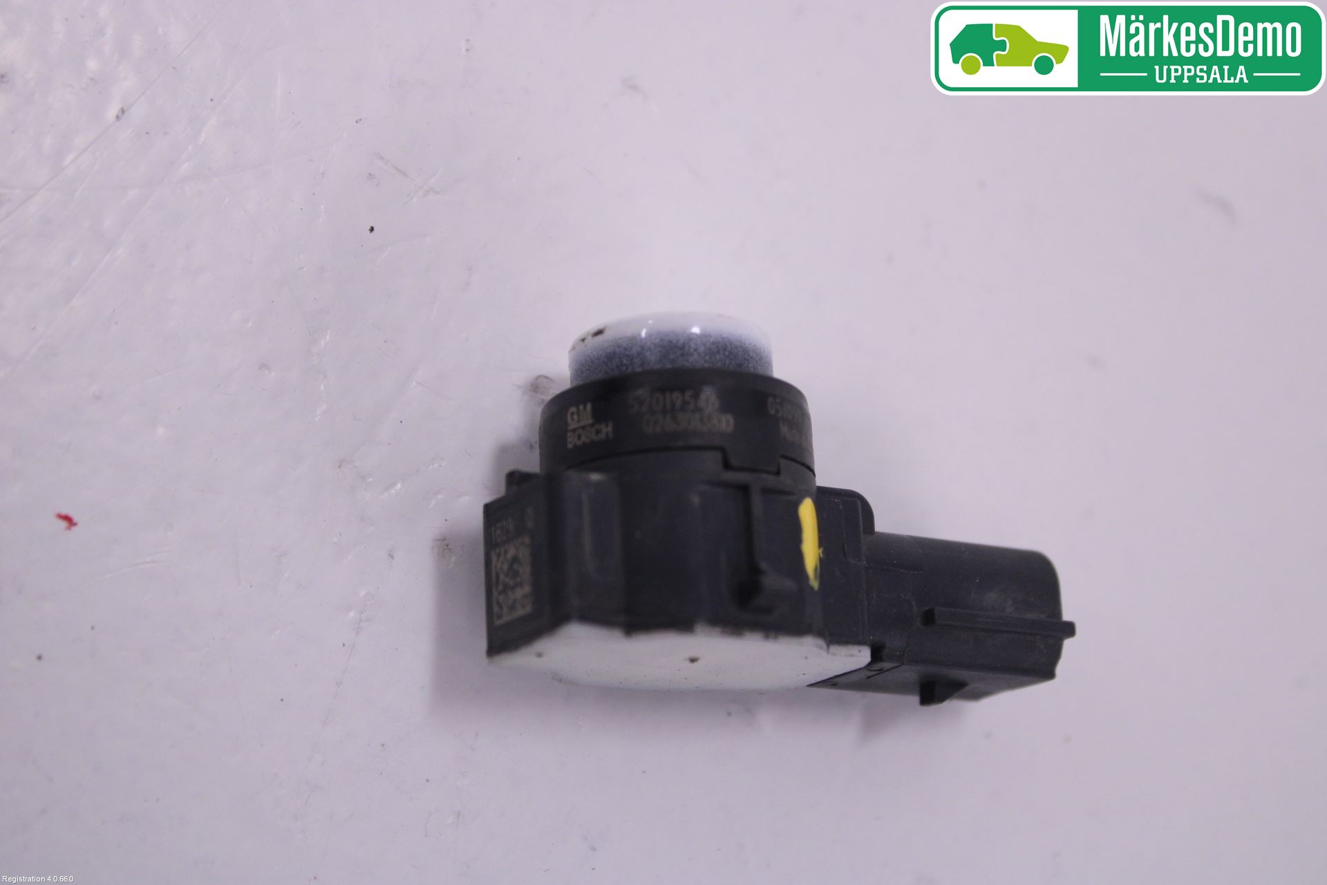 Opel CORSA E 15-19 Parkeringshjälp Frontsensor