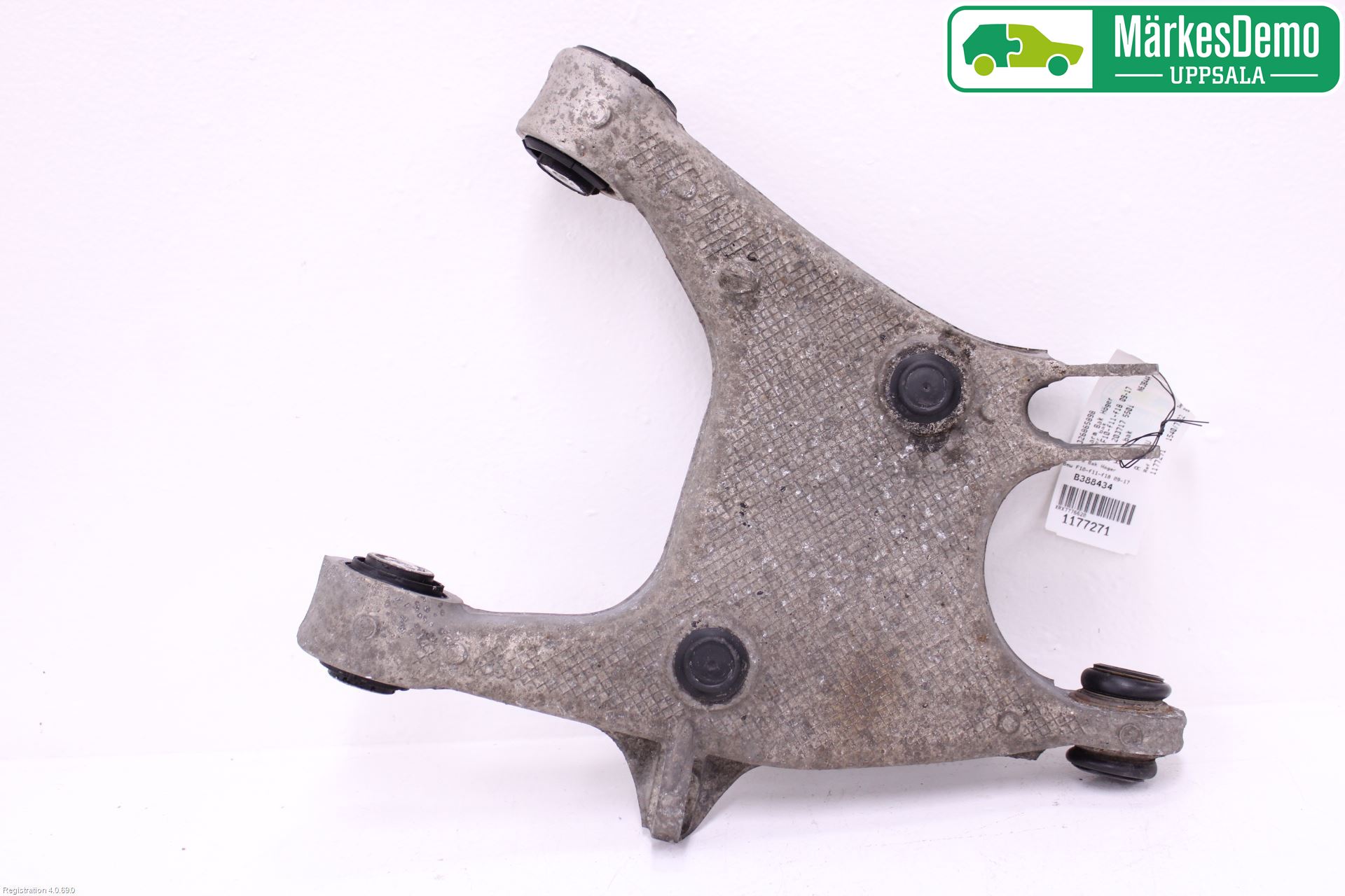 BMW 5 F10/F11/F18 09-17 Bärarm Bak Höger
